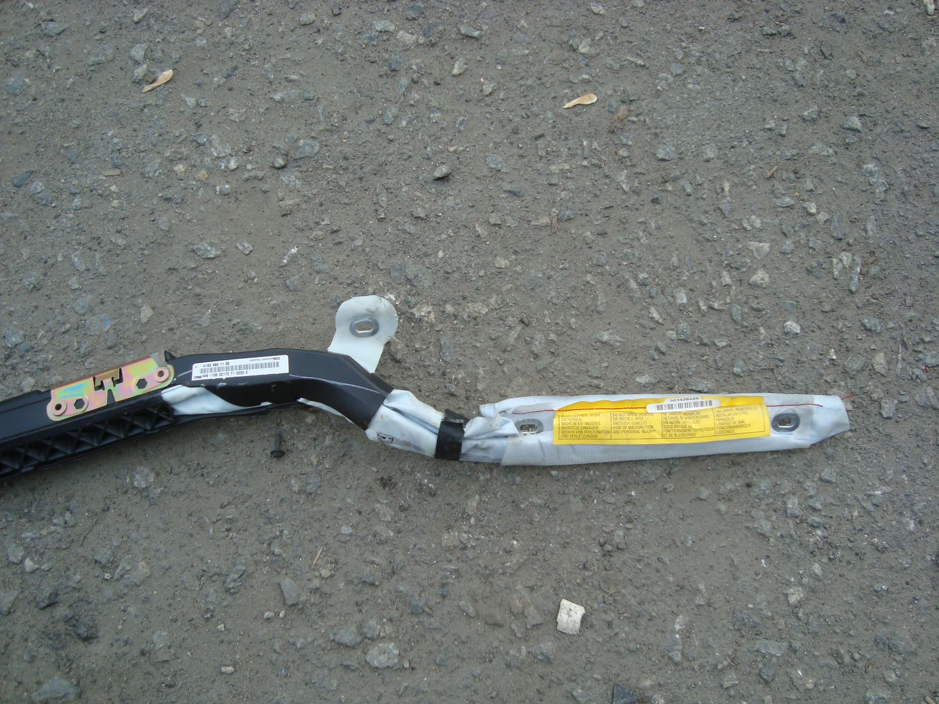 Шторка левая Mercedes-Benz W163 628 A1638601105 - миниатюра 2