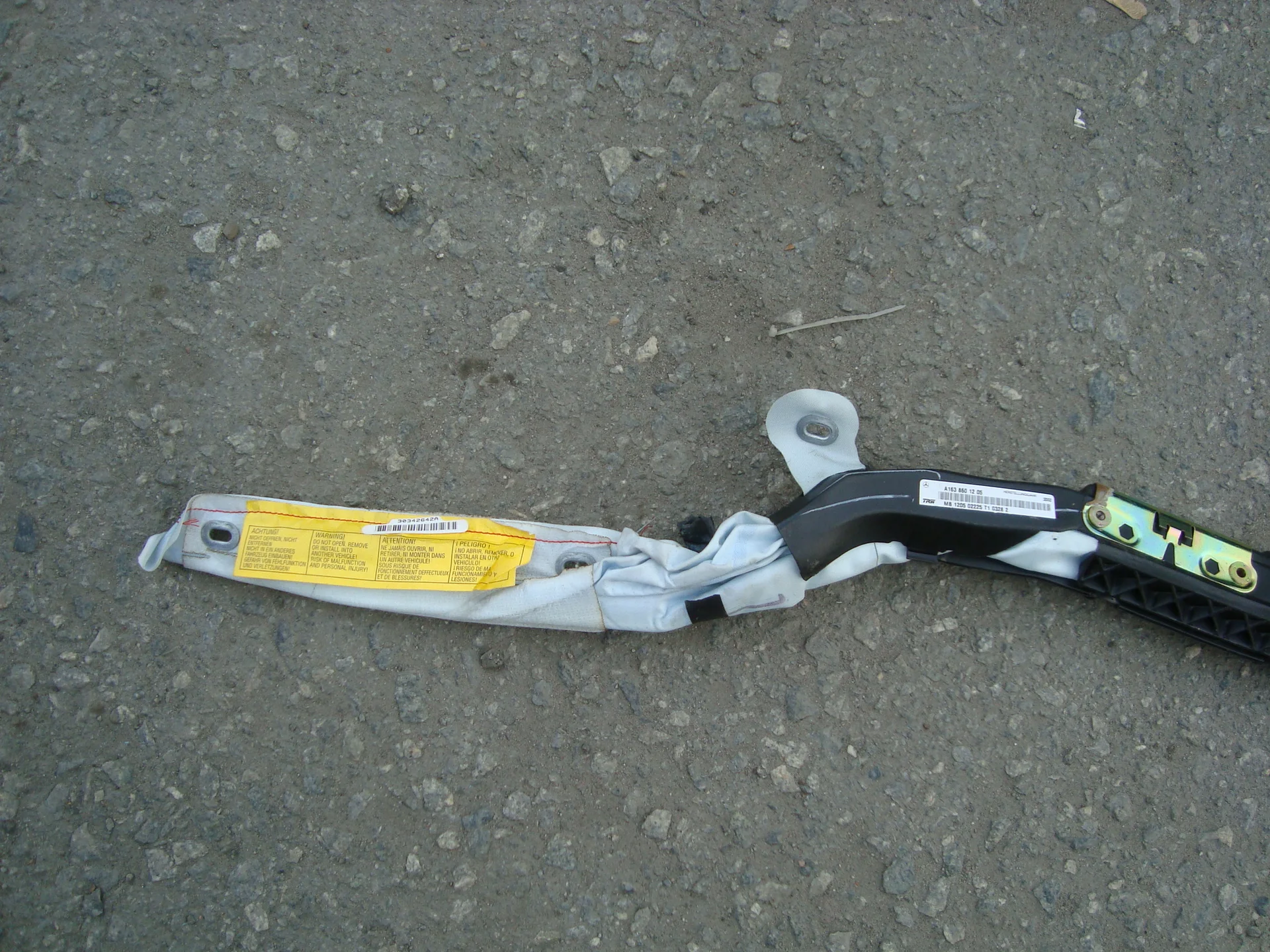 Шторка правая Mercedes-Benz W163 628 A1638601205 - миниатюра 3