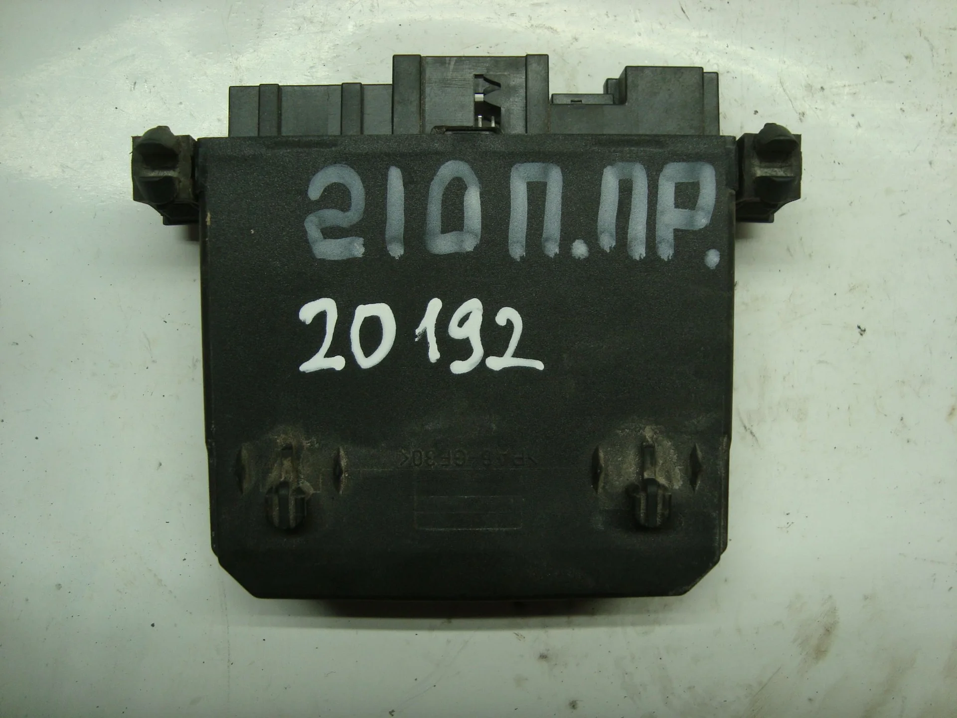 Блок управления дверью правый Mercedes-Benz W210 119 A2108203426 - изображение 1