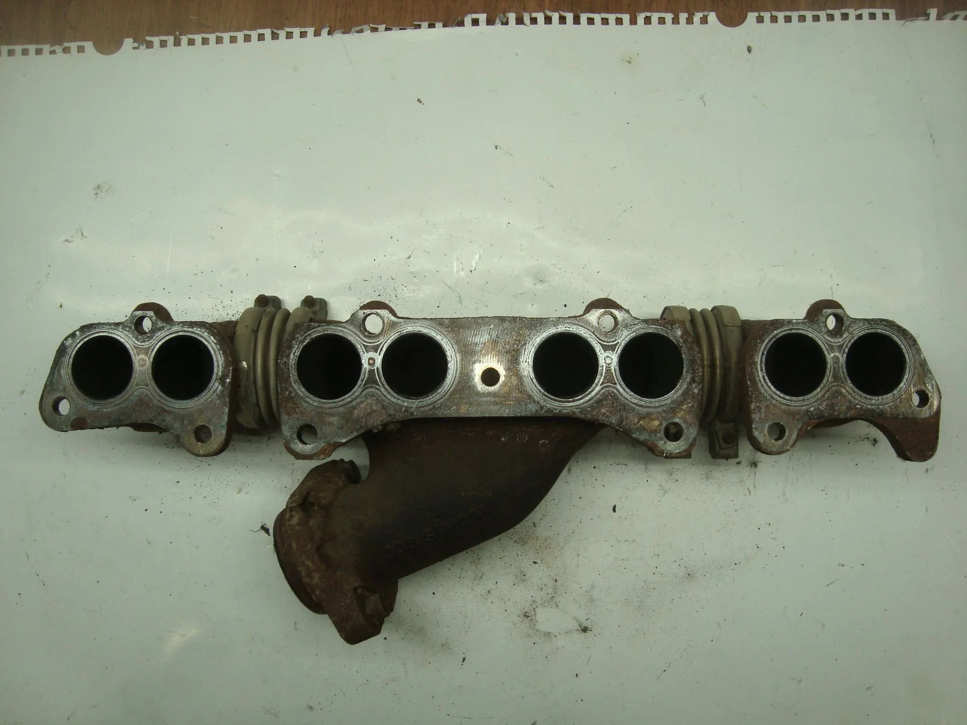 Выпускной коллектор правый Mercedes-Benz W210 119 A1191402461 - миниатюра 2