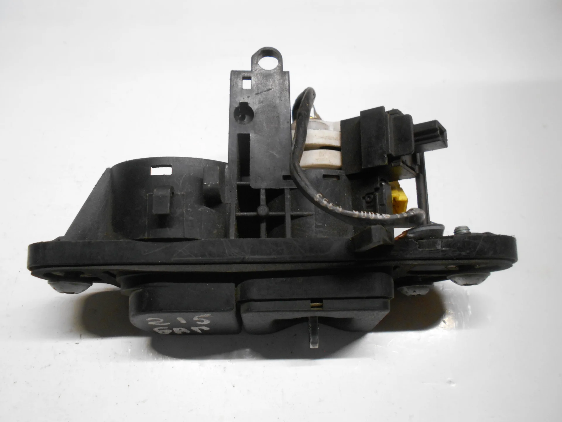 Кнопка открытия багажника Mercedes-Benz W220 A2208210751 - миниатюра 2