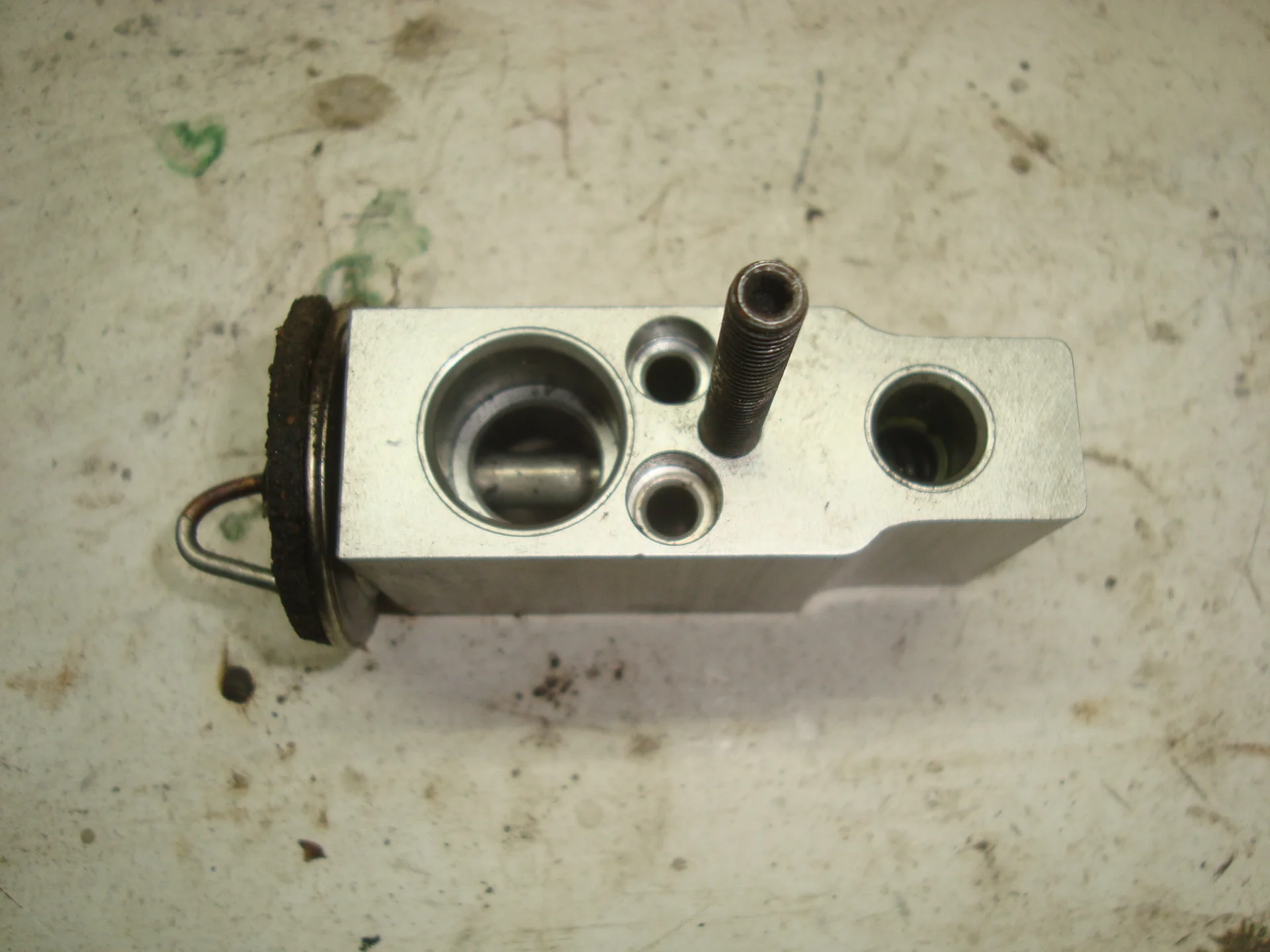 Клапан кондиционера Mercedes-Benz W163 628 A1638300084 - миниатюра 2