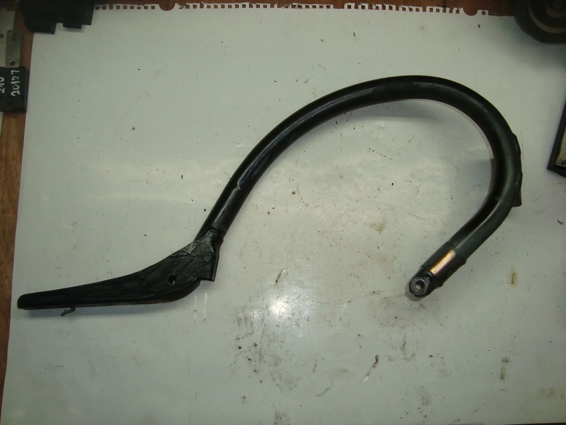Петля крышки багажника правая Mercedes-Benz W210 119 A2107501228 - миниатюра 2