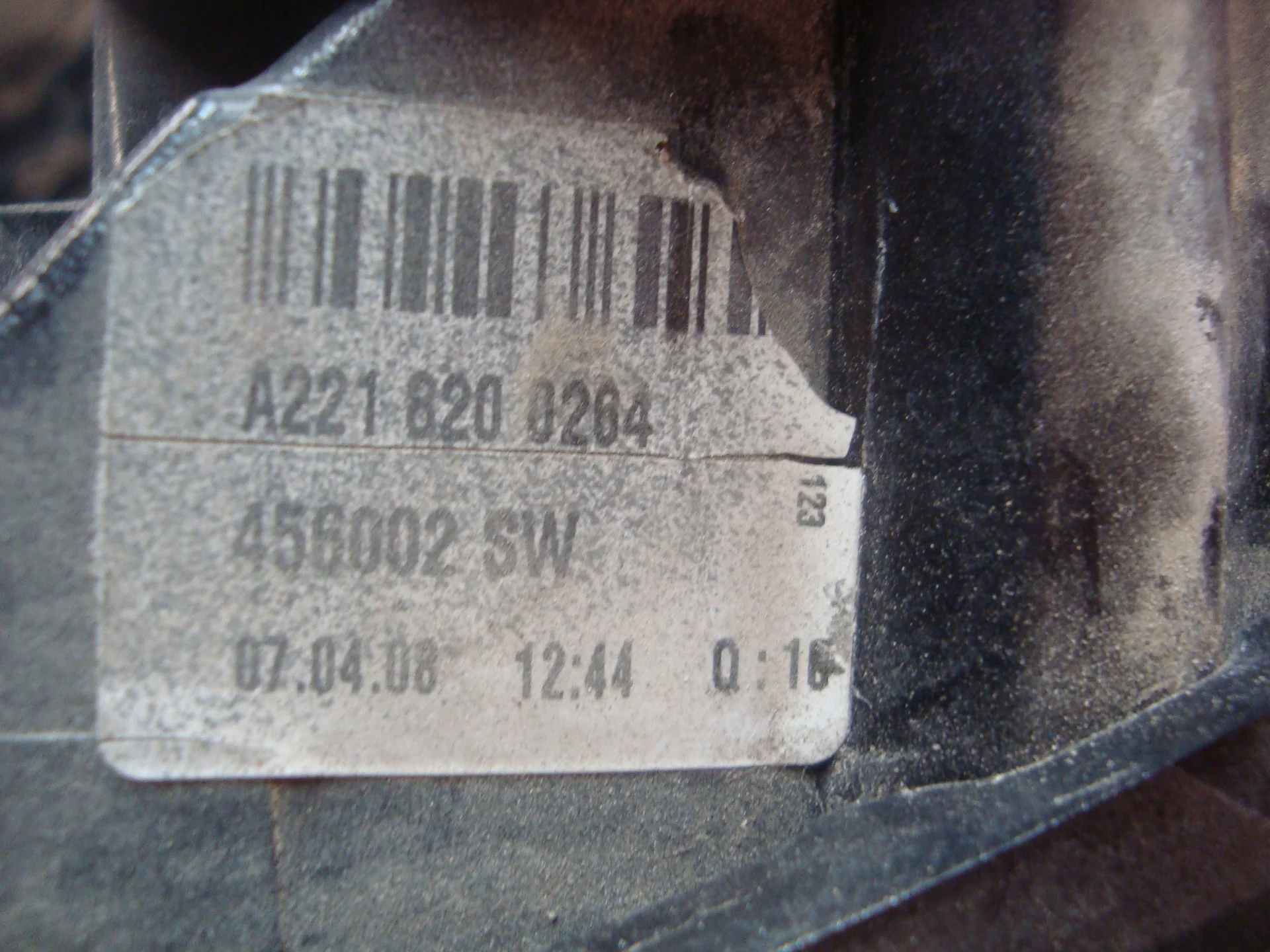 Фонарь задний правый Mercedes-Benz W221 A2218200264 - миниатюра 4