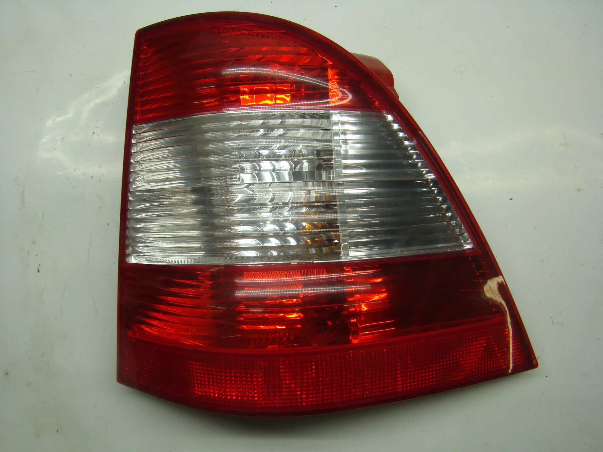 Фонарь задний правый Mercedes-Benz W163 112 A1638202064 - изображение 1