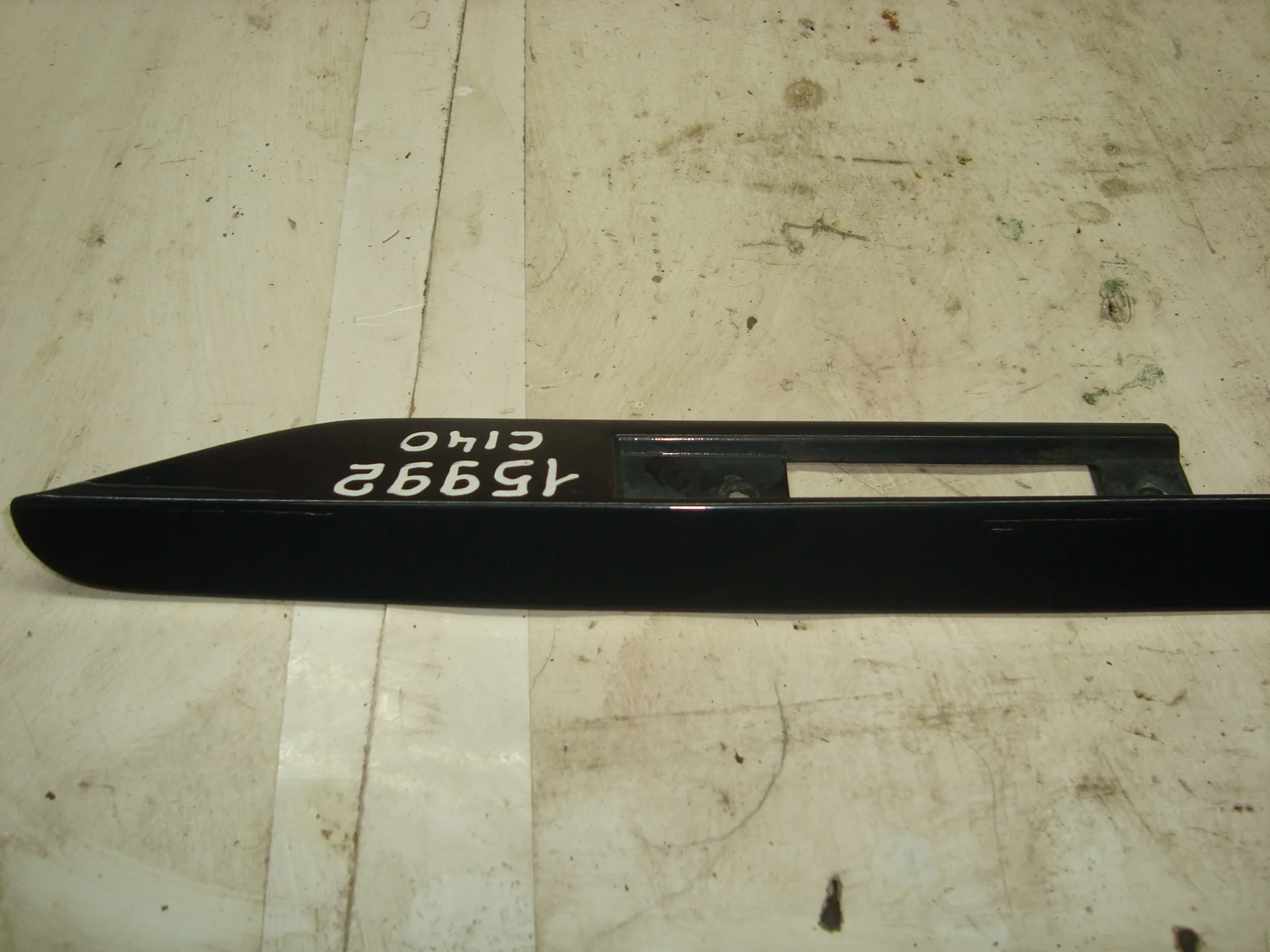 Накладка крышки багажника Mercedes-Benz C140  A1407500427 - миниатюра 2