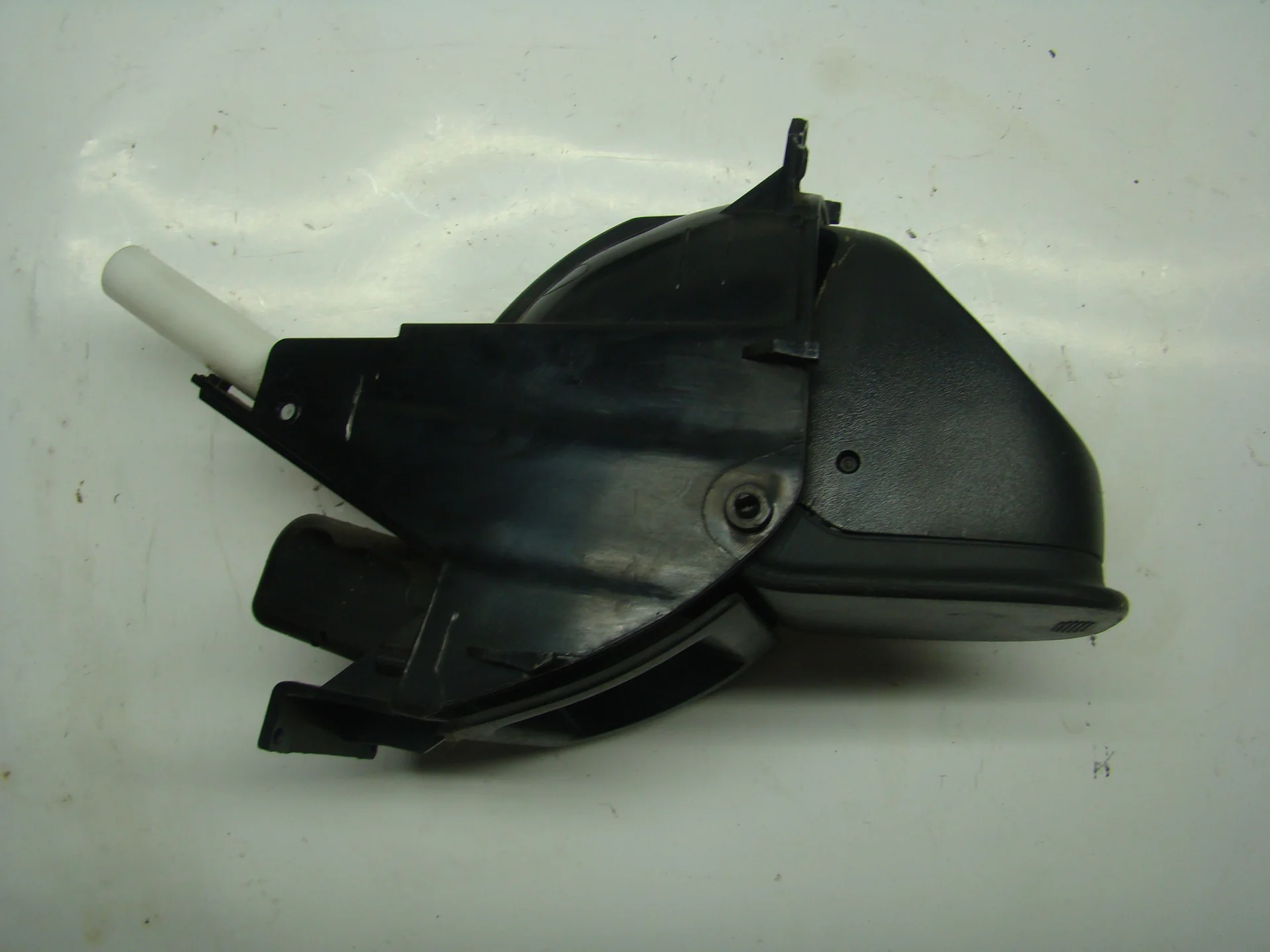 Подстаканник левый Mercedes-Benz W163 112 A1636800358 - миниатюра 3