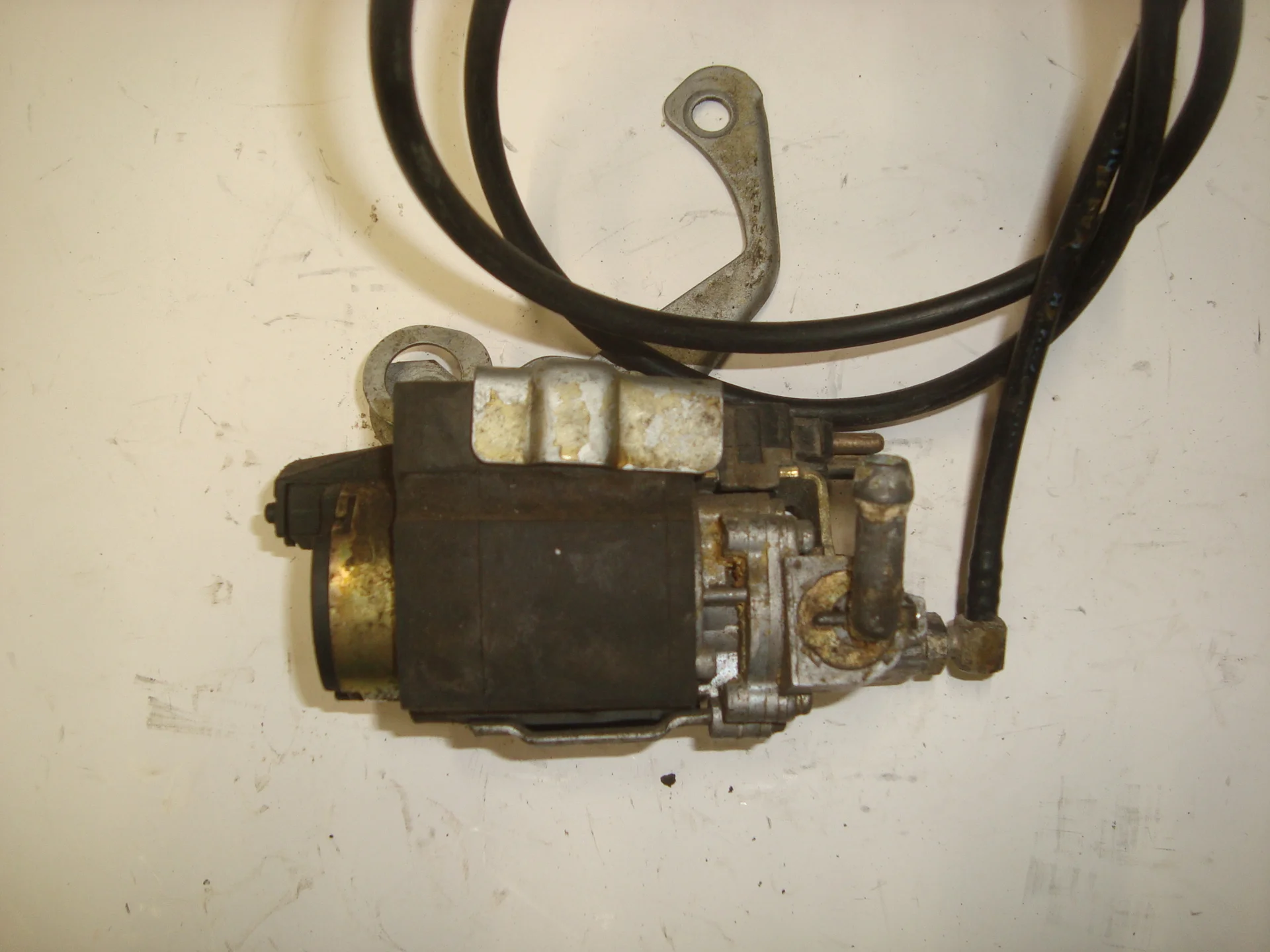 Дополнительный насос тормозной Mercedes-Benz W124 119 A0004300432 - миниатюра 2