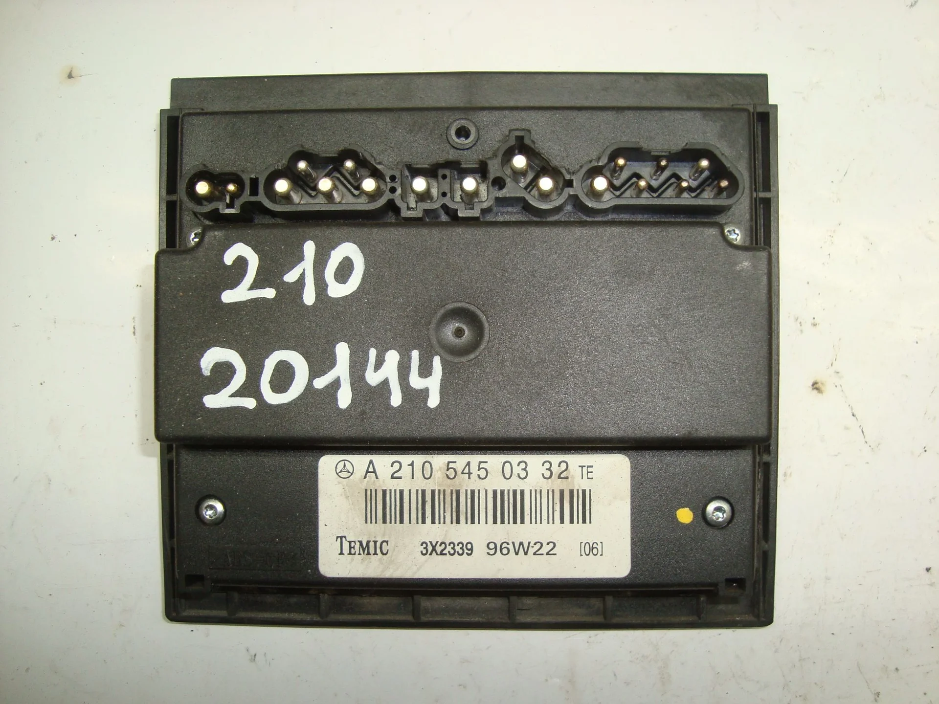 Блок комфорта Mercedes-Benz W210 119 A2105450332 - изображение 1