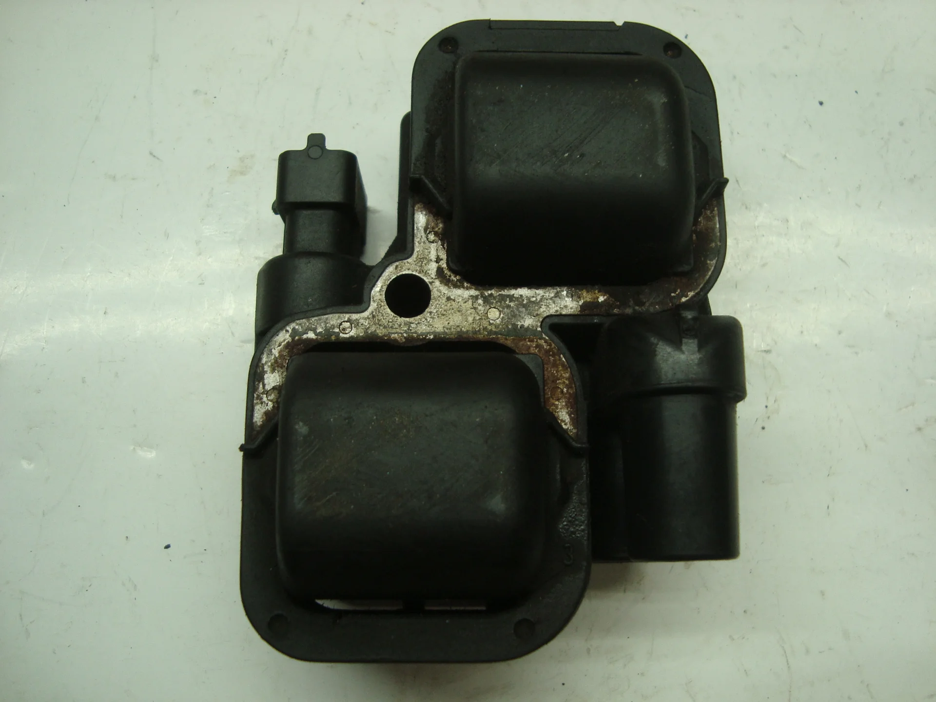 Катушка зажигания Mercedes-Benz W210 112 A0001587303 - миниатюра 2