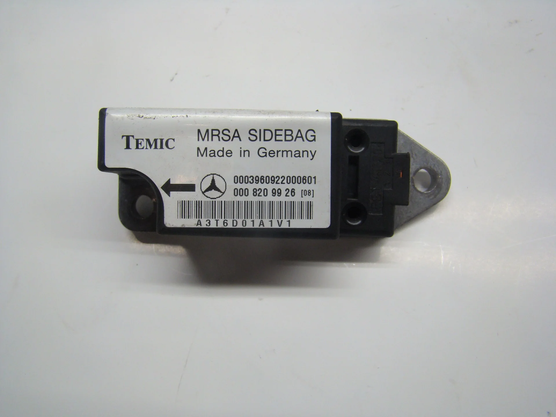 Датчик удара кузова Mercedes-Benz W210 112 A0008209926 - изображение 1