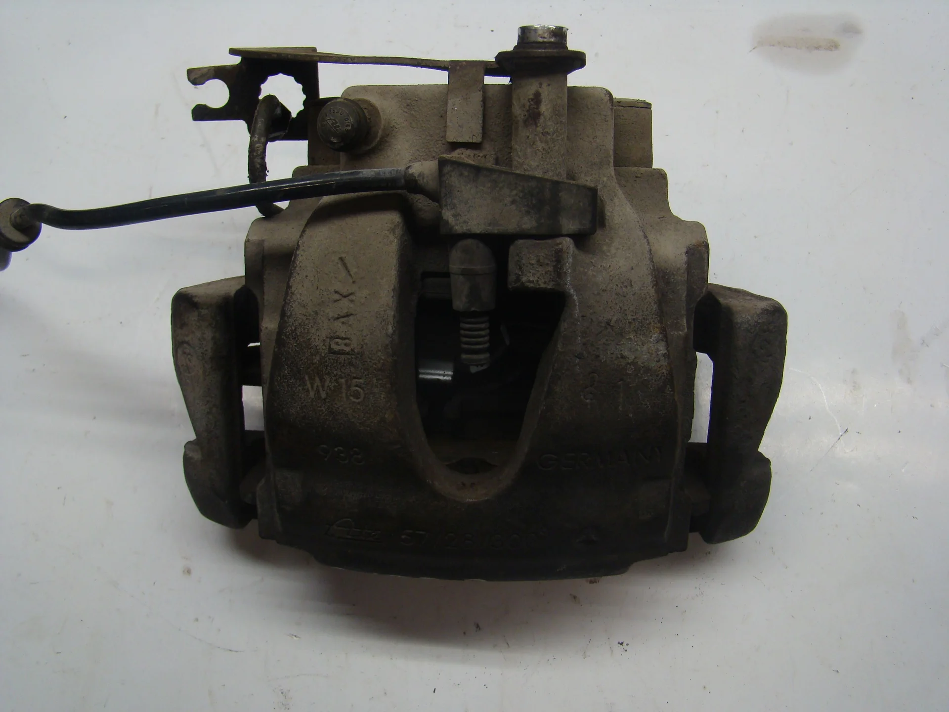 Суппорт передний правый Mercedes-Benz W210 112 A0014203283 - миниатюра 2