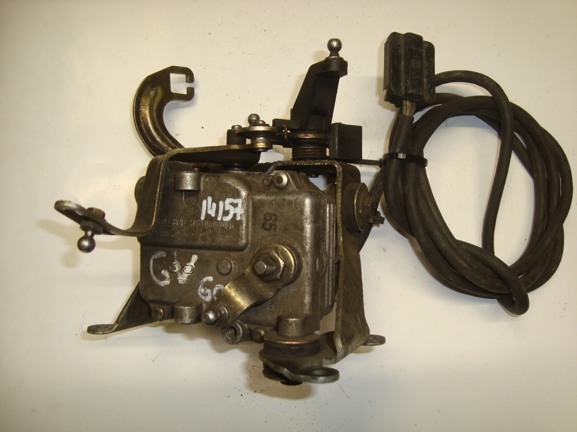 Моторчик круиз-контроля Mercedes-Benz W463 603 A0005453365 - изображение 1