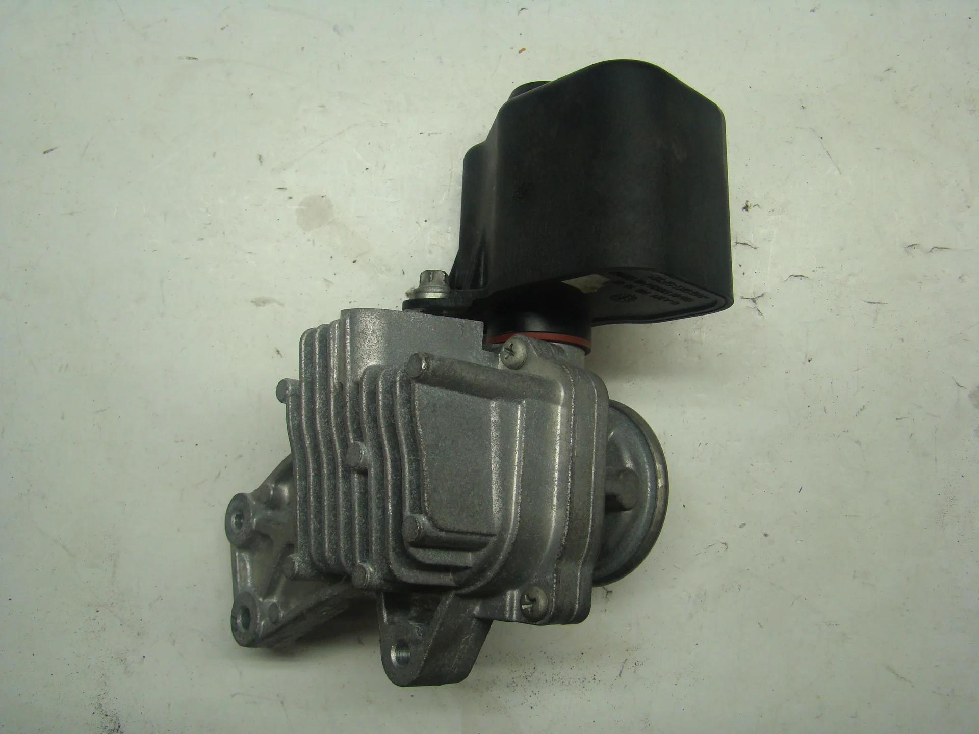 Клапан ЕГР Mercedes-Benz W212 271 A2711401087 - миниатюра 2
