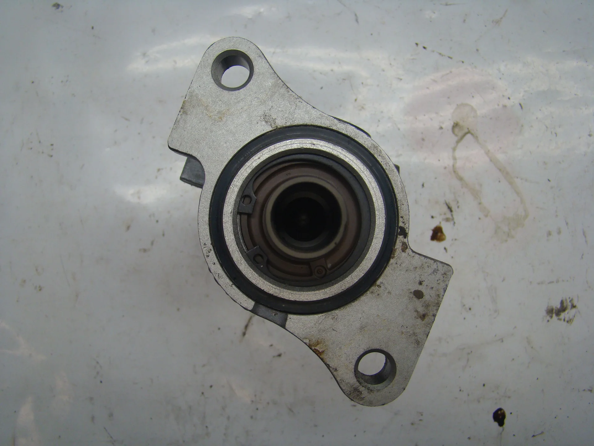 Главный тормозной цилиндр Mercedes-Benz W210 112 A0054308201 - миниатюра 2