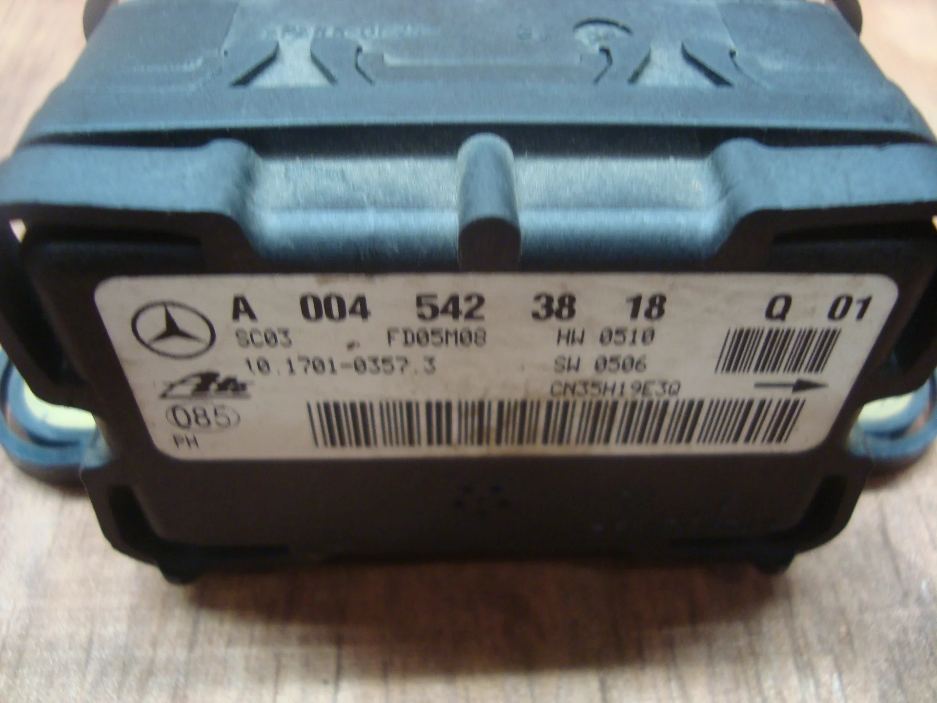 Датчик ускорения Mercedes-Benz W164  A0045423818 - миниатюра 2