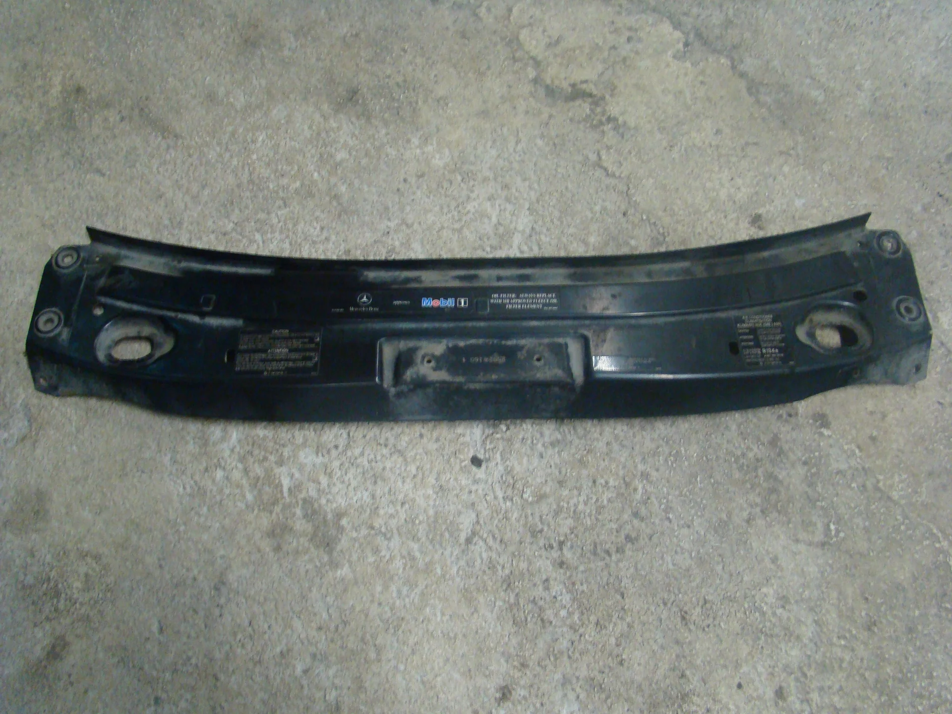 Панель передняя (телевизор) Mercedes-Benz W164 272 A1646200486 - изображение 1