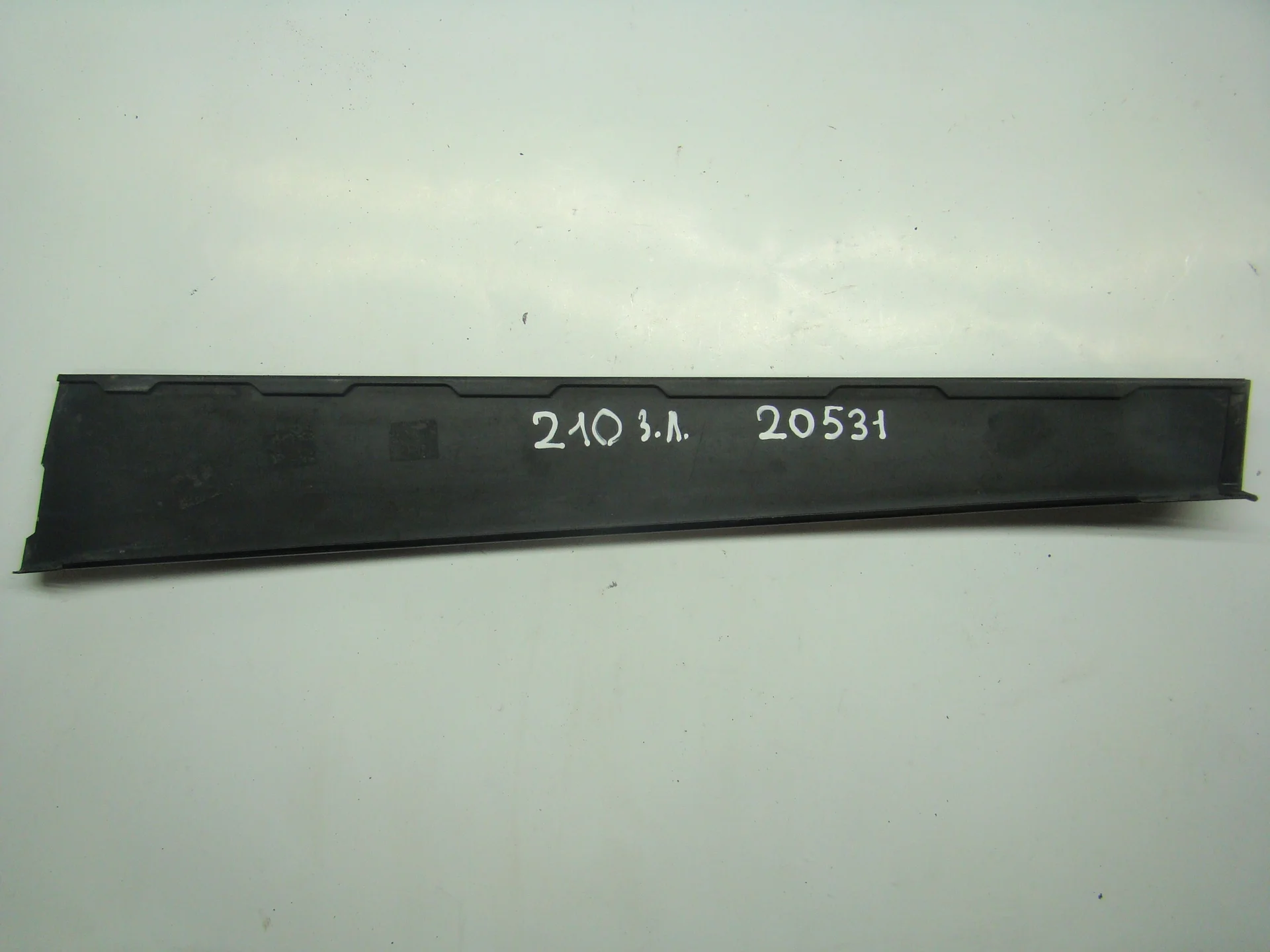 Накладка двери задней левой Mercedes-Benz W210 112 A2106900387 - миниатюра 2
