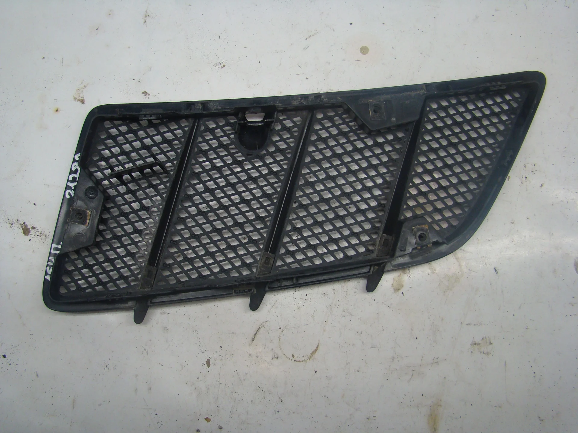 Решетка капота правая Mercedes-Benz W164 272 A1648804405 - миниатюра 2