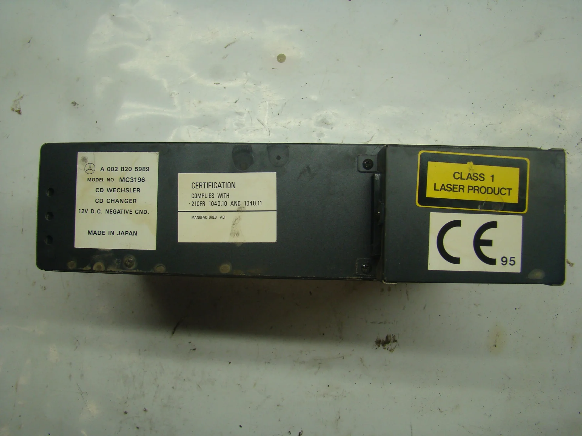 CD-чейнджер Mercedes-Benz W210 112 A0028205989 - миниатюра 3