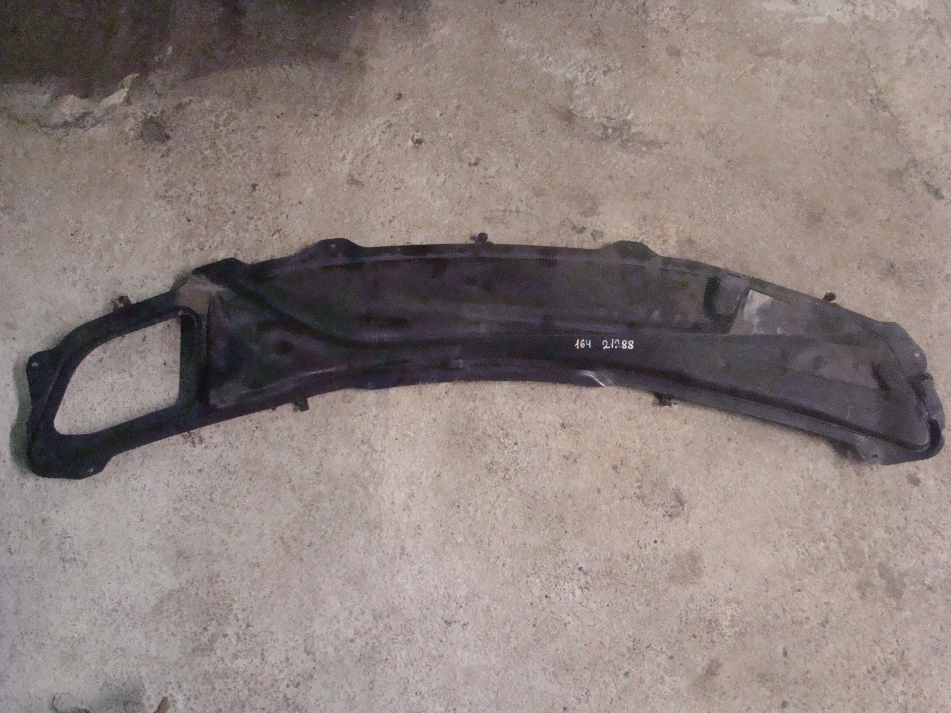 Воздухозаборник капота Mercedes-Benz W164 272 A1648800205 - миниатюра 2