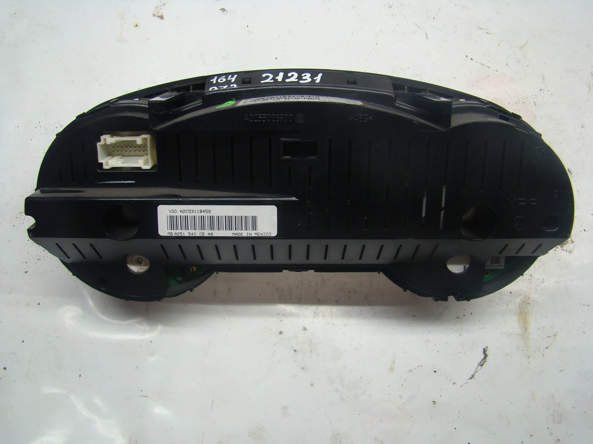 Панель приборов Mercedes-Benz W164 272 A2515400548 - миниатюра 2