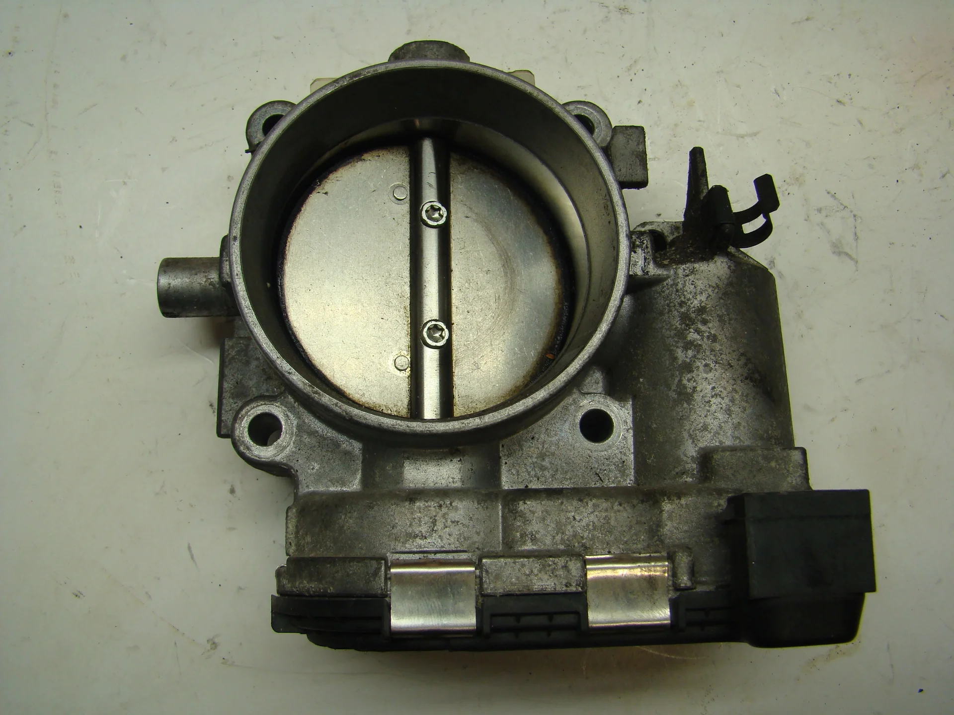 Дроссельная заслонка Mercedes-Benz W210 112 A1121410125 - изображение 1