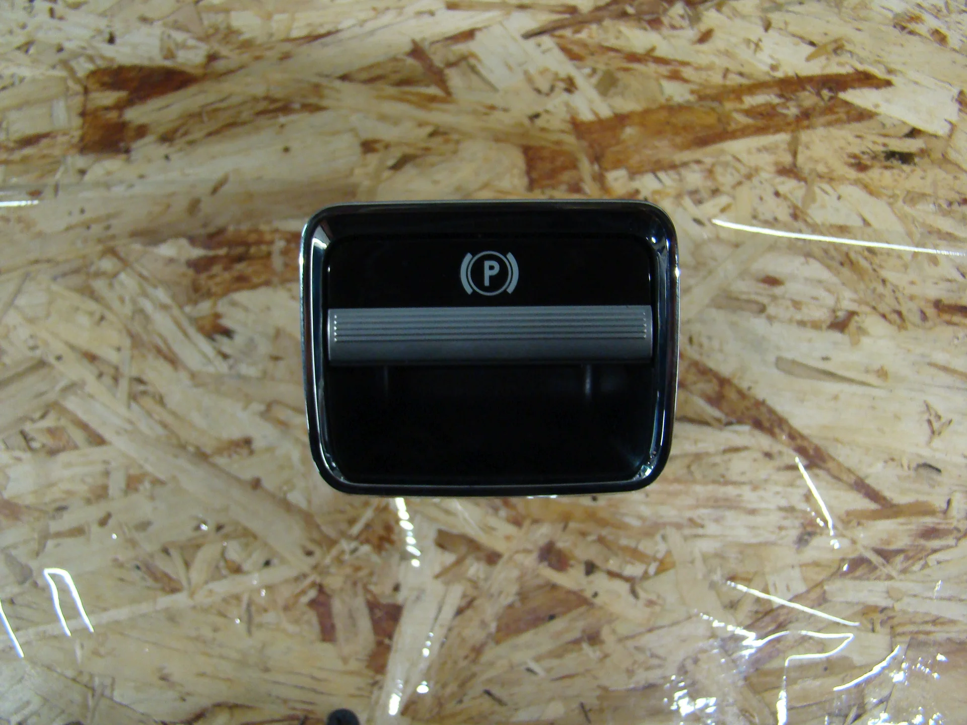 Кнопка ручника  Mercedes-Benz W221  A2215401445 - миниатюра 2