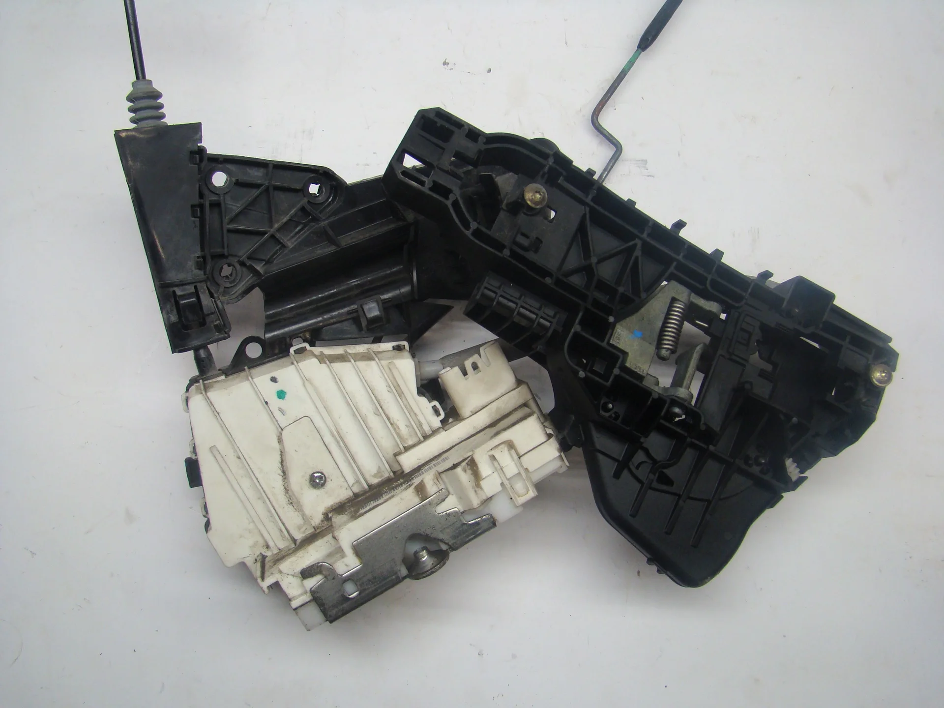 Замок двери задней левой Mercedes-Benz W164 272 A1647301135 - изображение 1