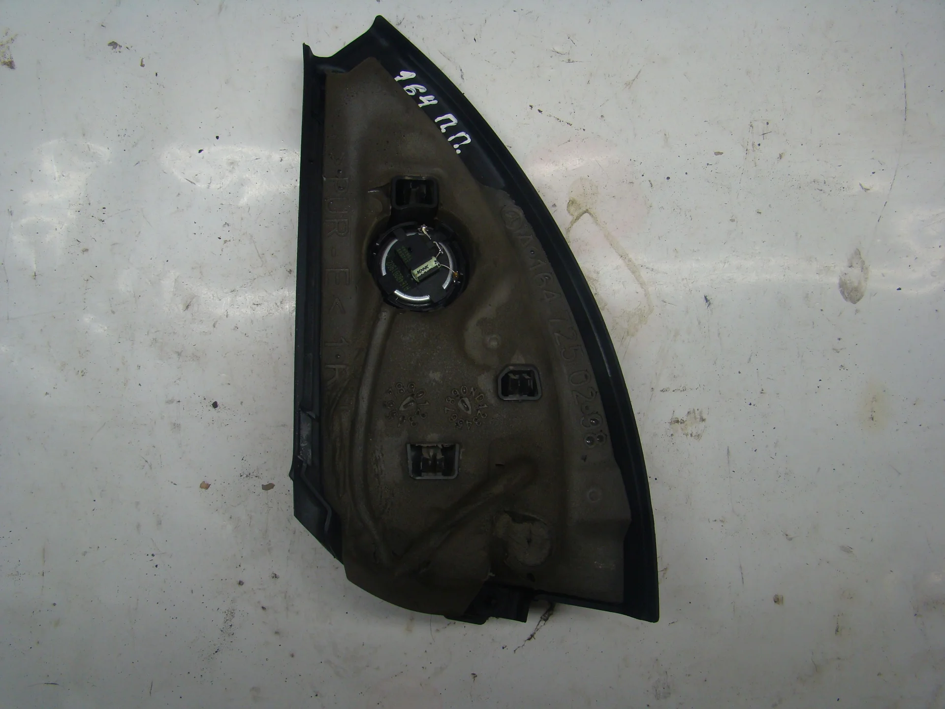 Крышка зеркала внутренняя правая Mercedes-Benz W164 272 A1647201670 - миниатюра 2