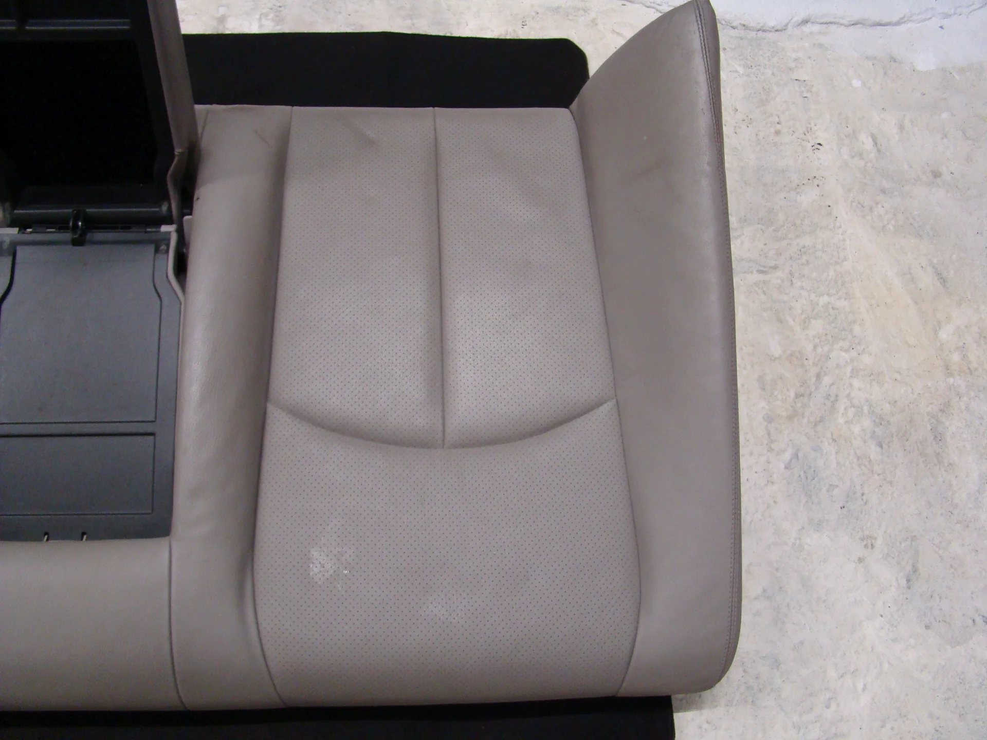 Сидение заднее Mercedes-Benz W211 272 - миниатюра 3