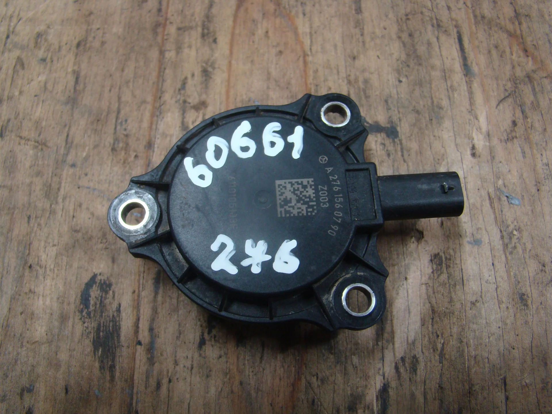 Клапан электромагнитный Mercedes-Benz X166 276 A2761560790 - изображение 1