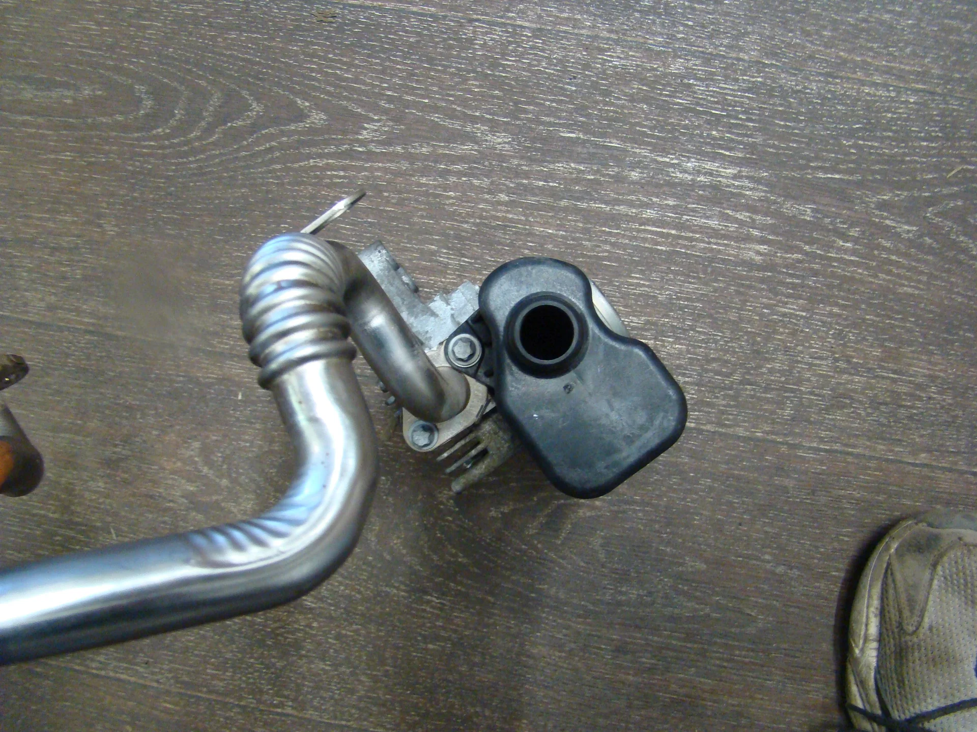 Клапан ЕГР Mercedes-Benz W204 271 A2711401087 - миниатюра 4