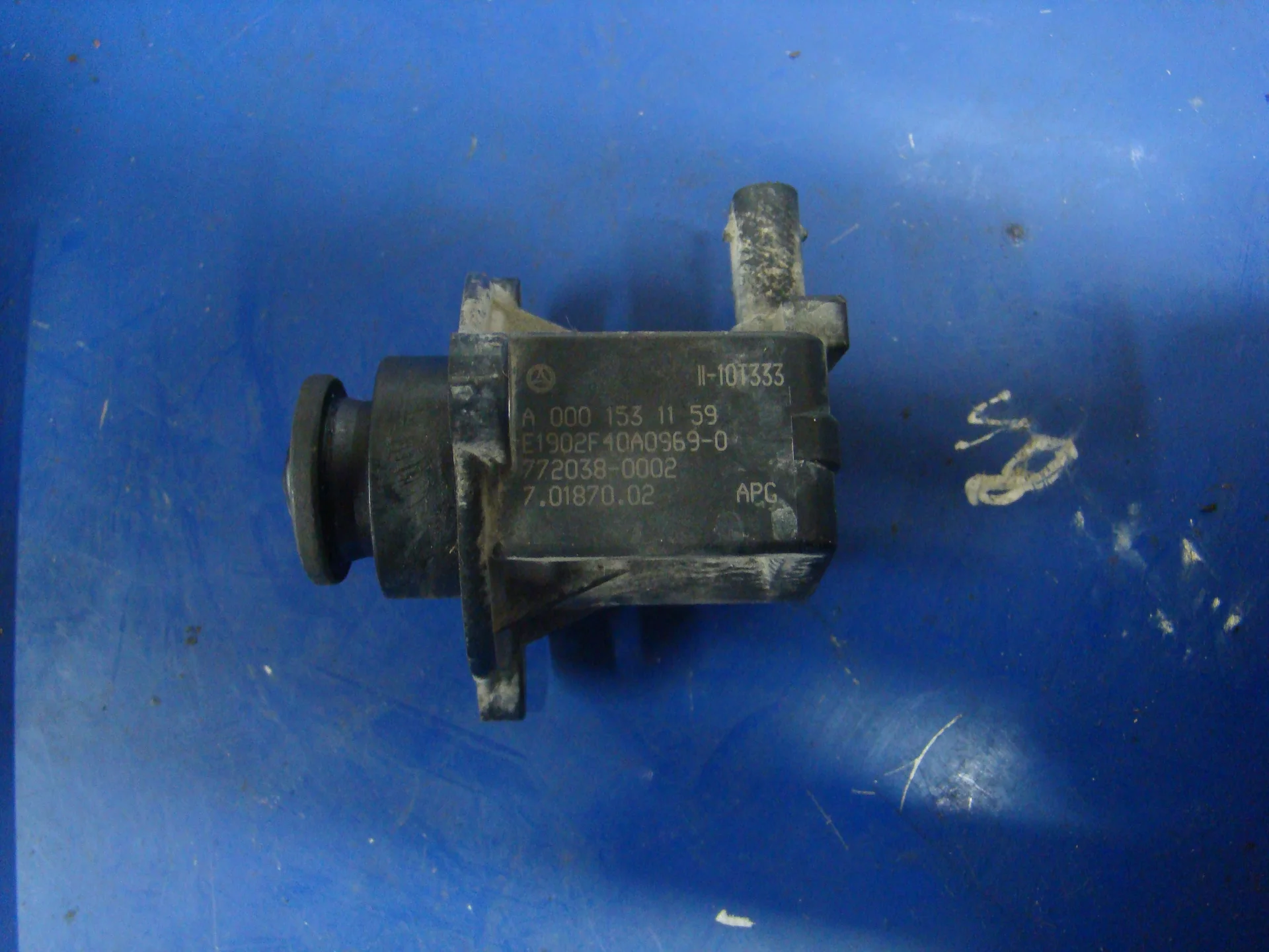 Клапан электромагнитный Mercedes-Benz W212 271т A0001531159 - миниатюра 2