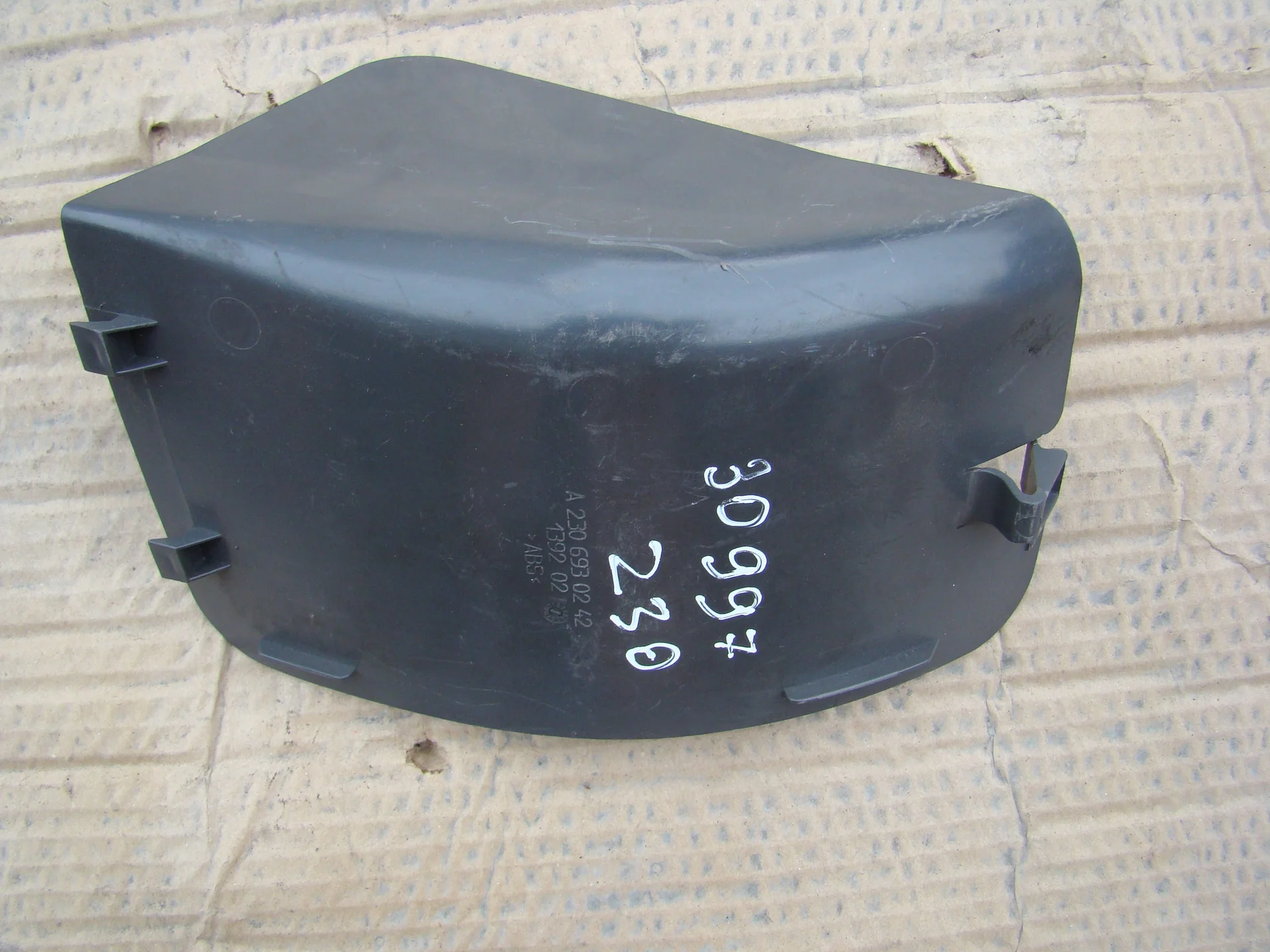 Обшивка багажного отделения правая Mercedes-Benz R230  A2306930242 - миниатюра 2