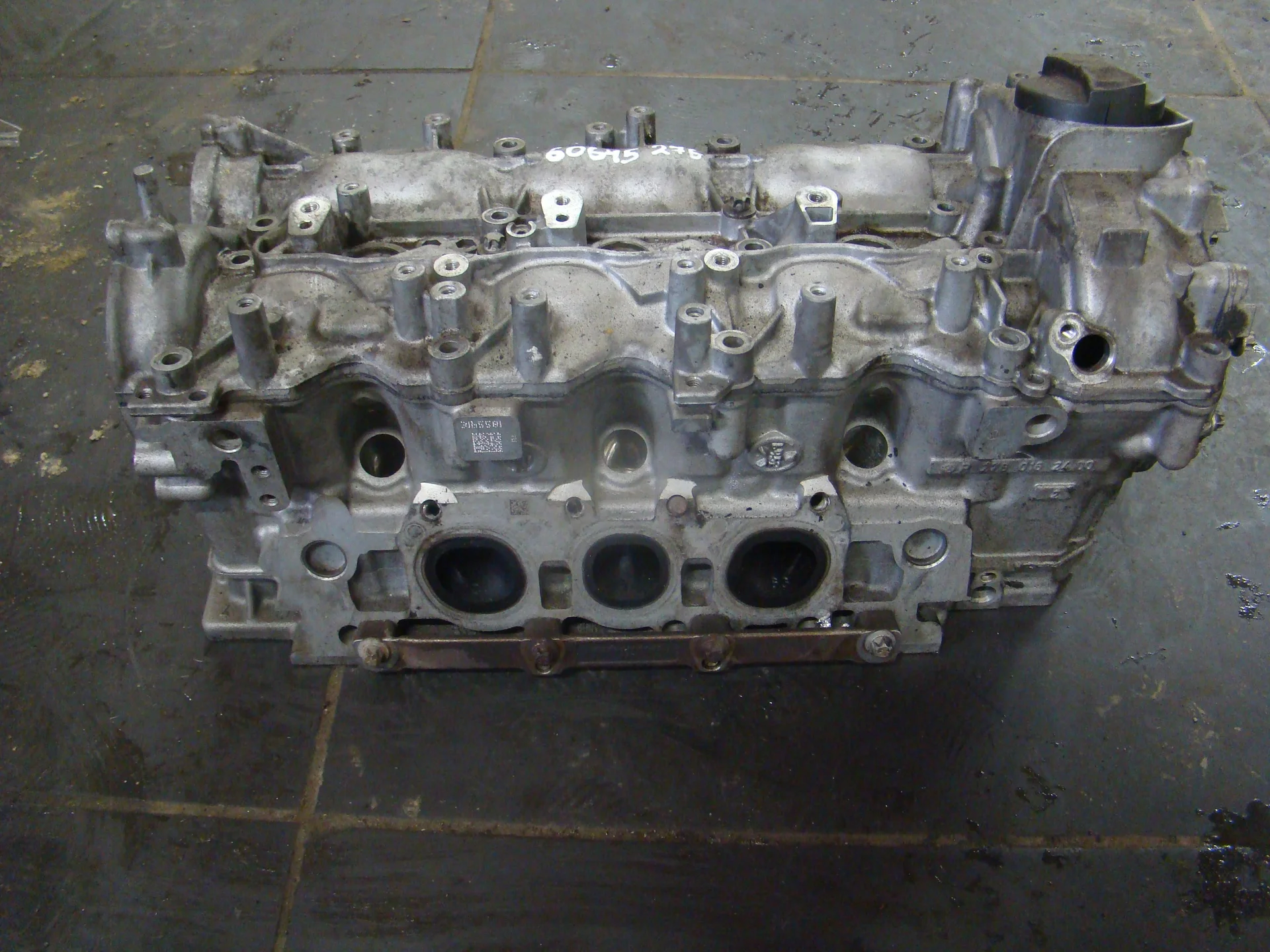 Головка блока цилиндров правая Mercedes-Benz X166 276 A2760162400 - миниатюра 3