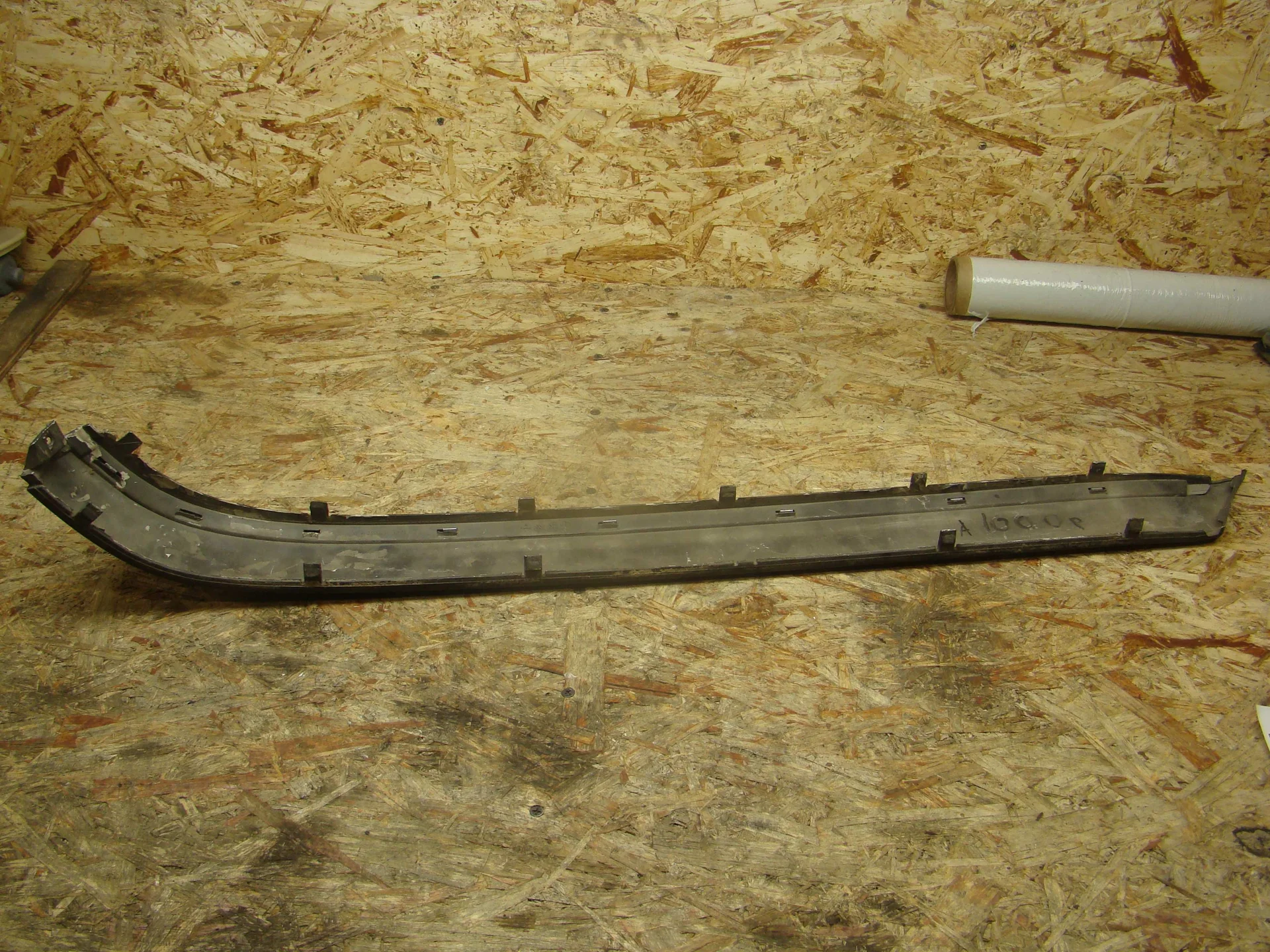 Накладка заднего бампера левая Mercedes-Benz W220 A2208850921 - миниатюра 5