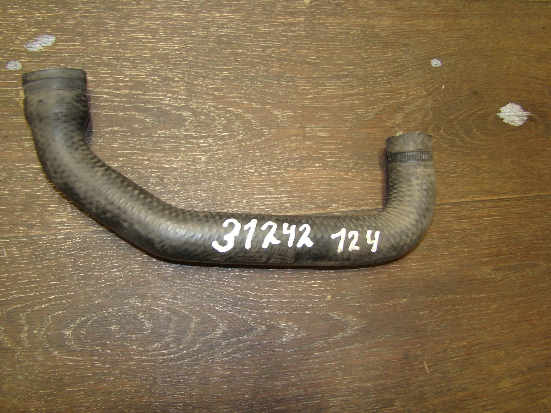 Патрубок системы охлаждения Mercedes-Benz W124 A1245016382 - изображение 1