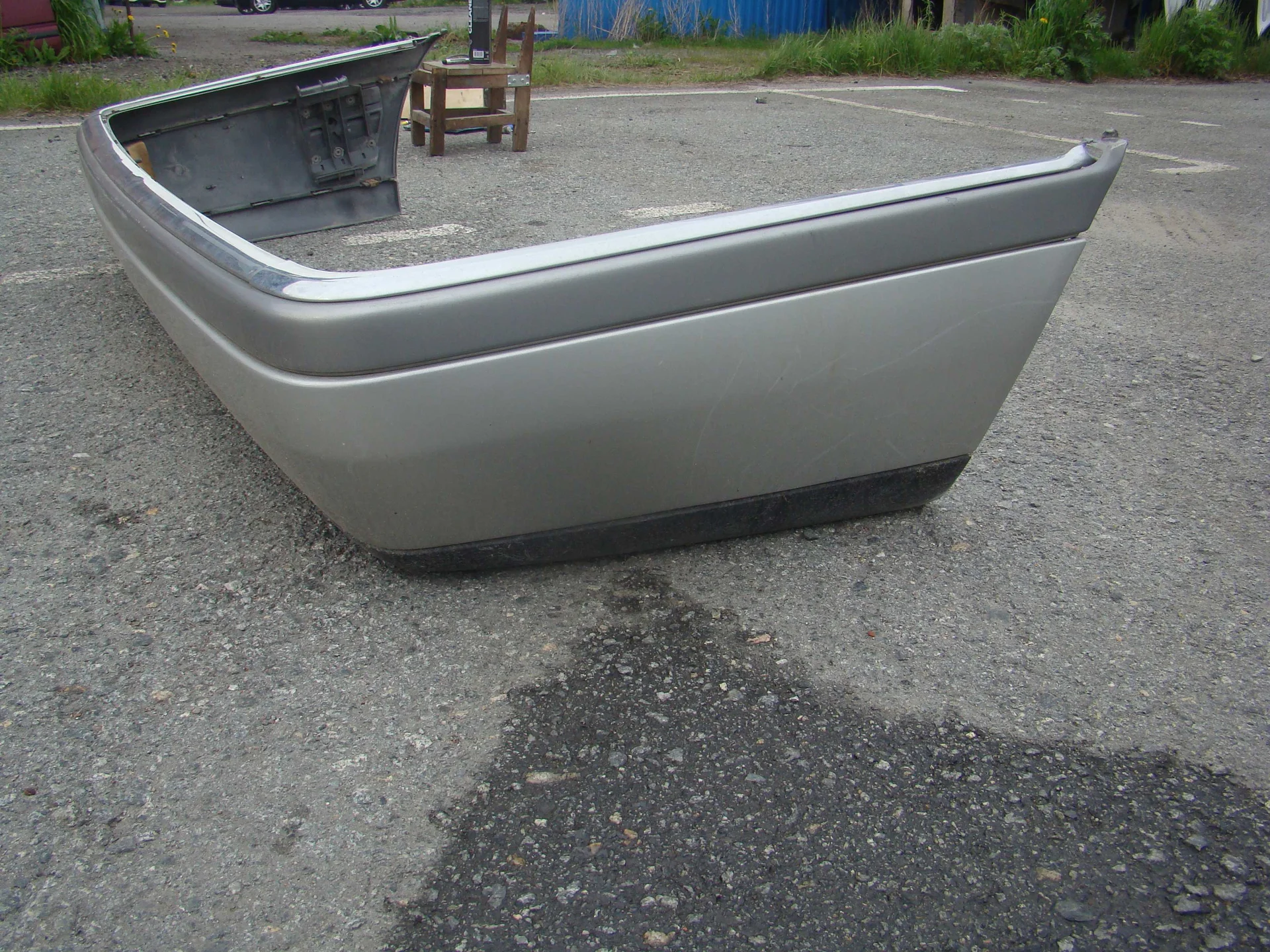 Бампер задний Mercedes-Benz W202 A2028800140 - миниатюра 3