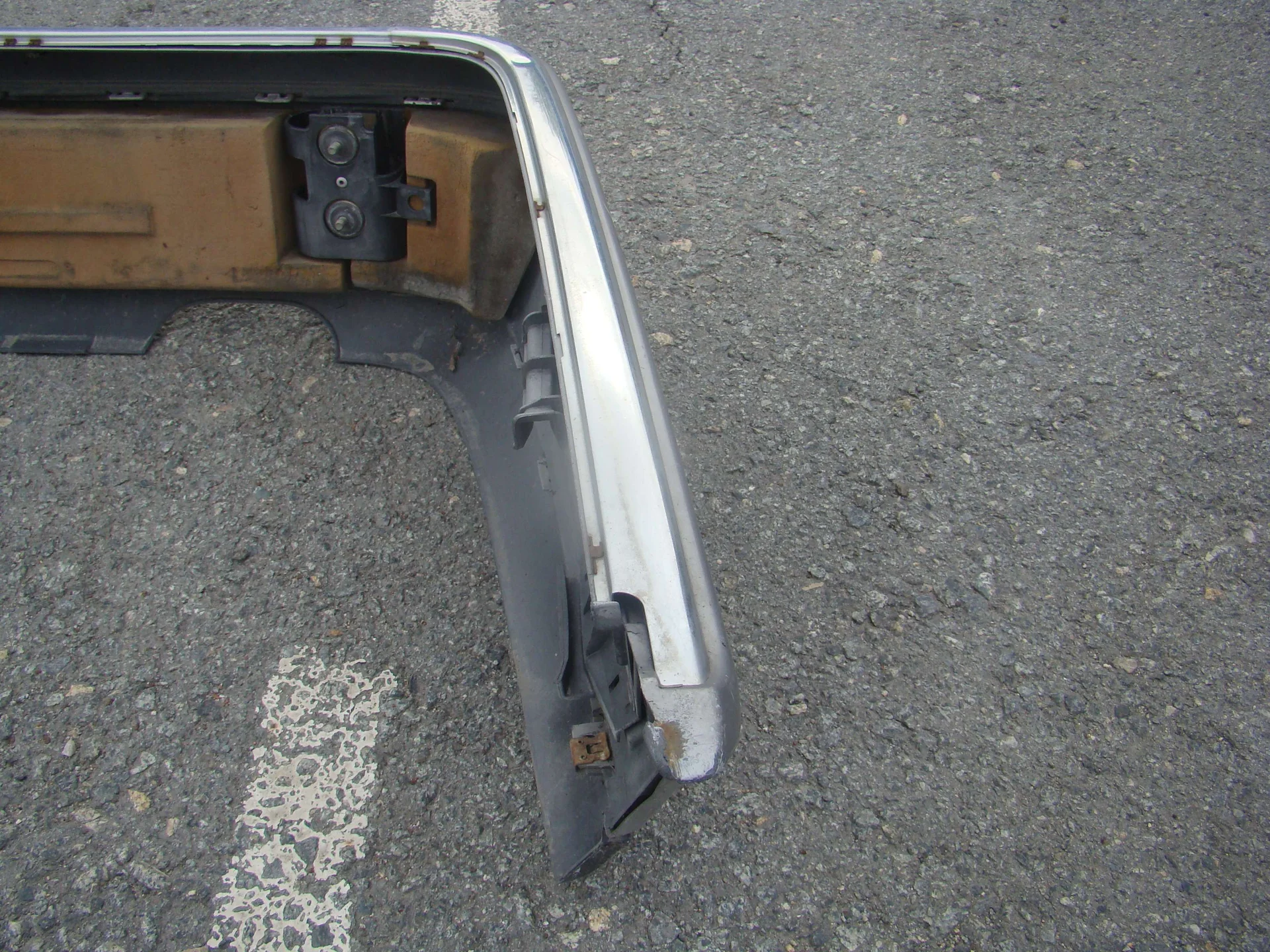 Бампер задний Mercedes-Benz W202 A2028800140 - миниатюра 5