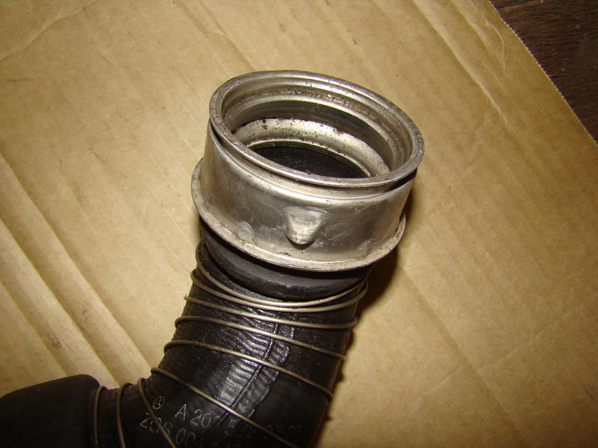Патрубок интеркулера Mercedes-Benz W203 271 A2035280782 - миниатюра 2
