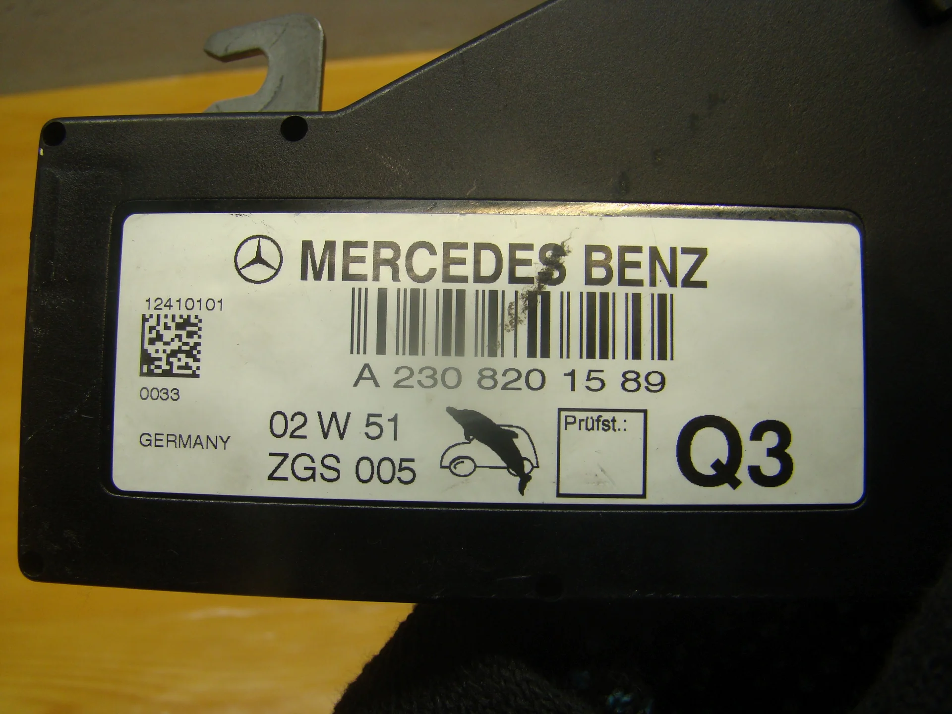 Усилитель антенны Mercedes-Benz R230 A2308201589 - миниатюра 3