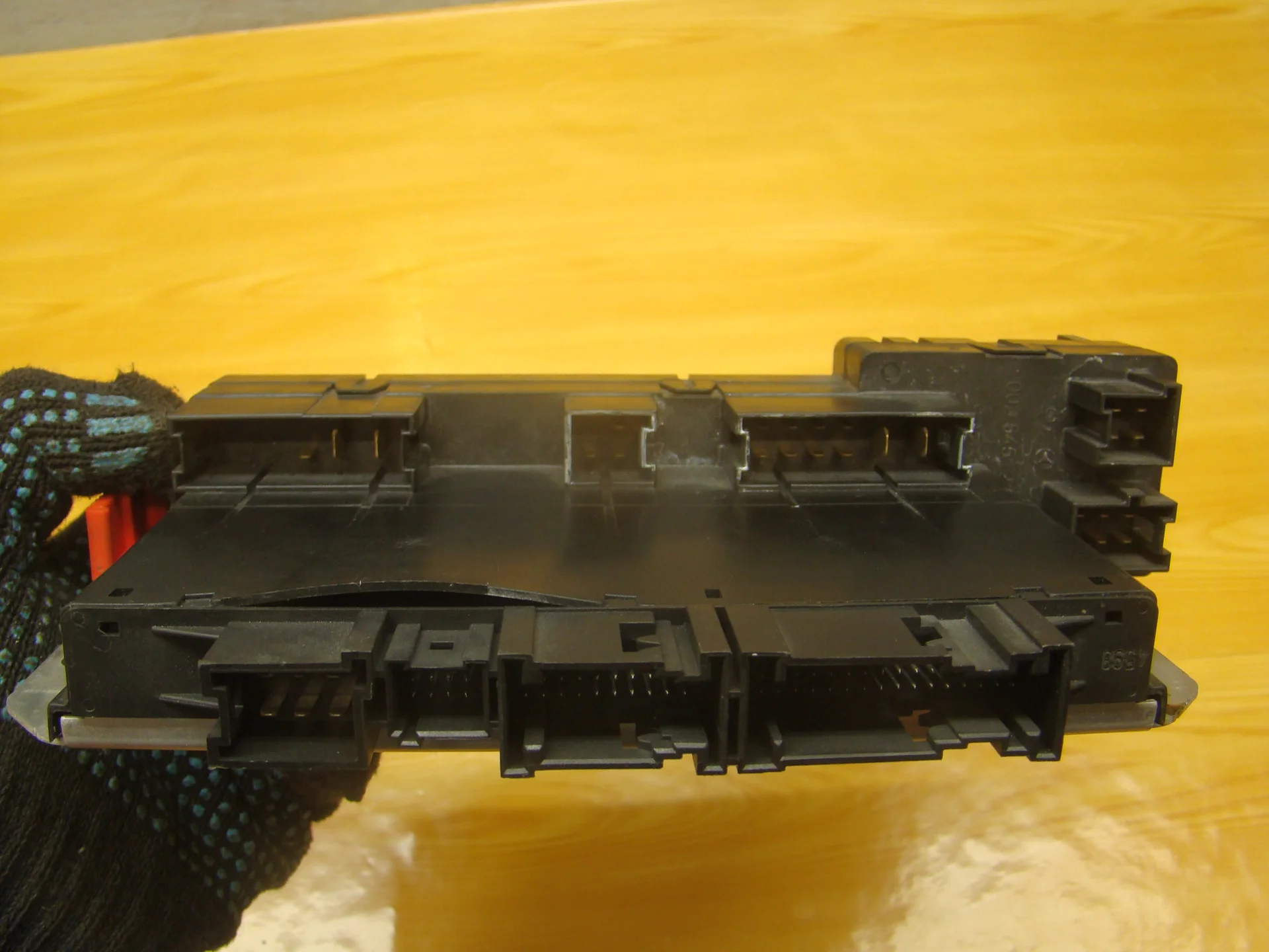 Блок SAM передний Mercedes-Benz W220 A0205451832 - миниатюра 2