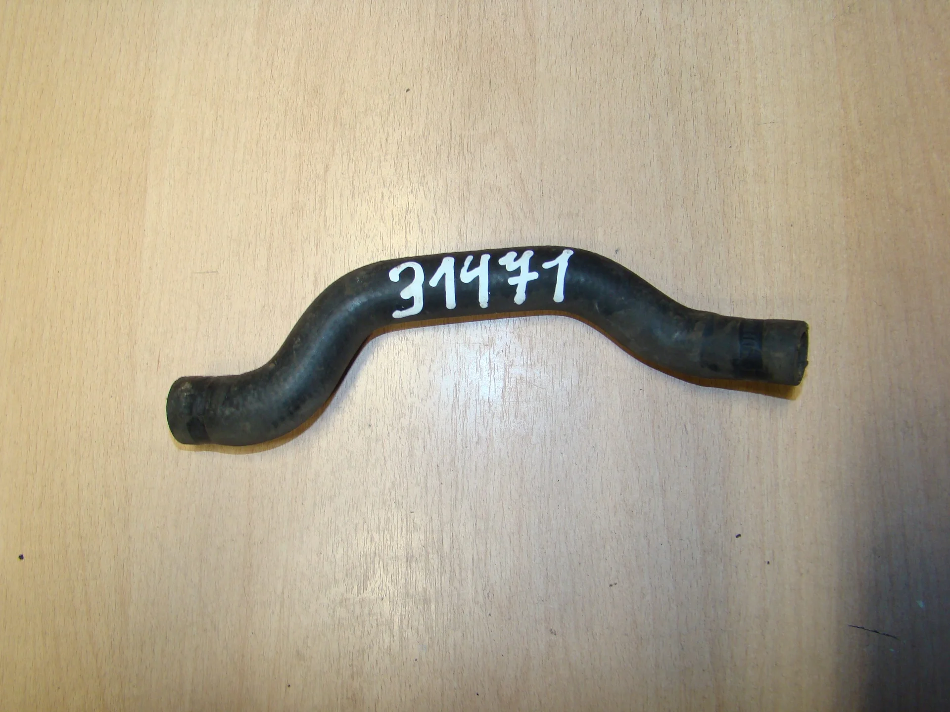 Патрубок отопителя Mercedes-Benz W202 A2028321394 - изображение 1