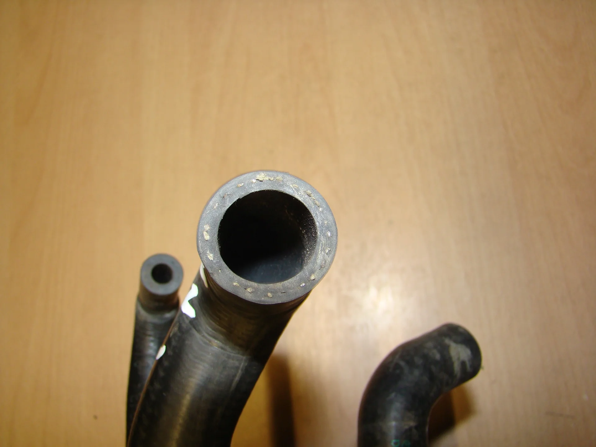 Патрубок отопителя Mercedes-Benz W221  A2218302896 - миниатюра 4