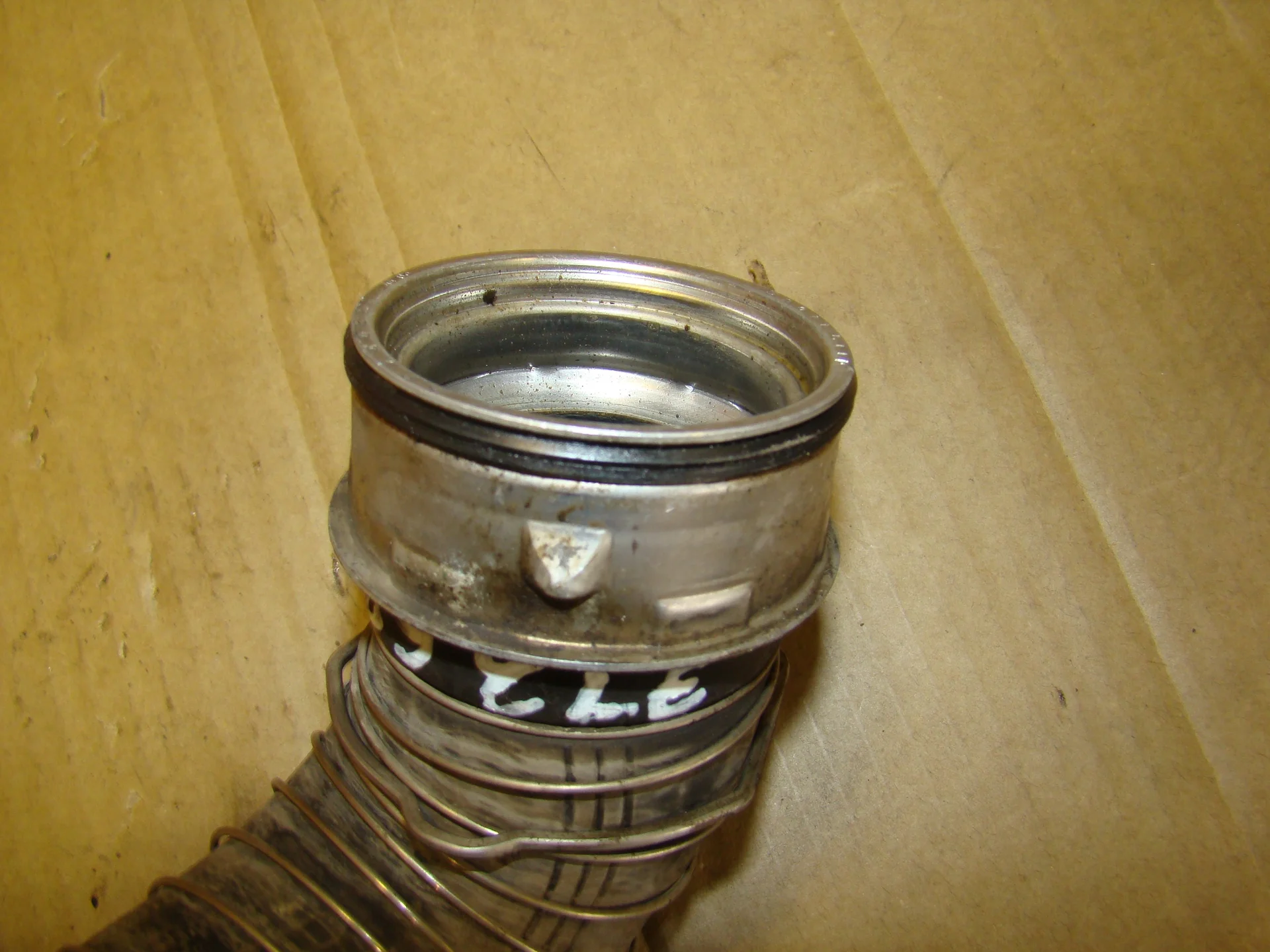 Патрубок интеркулера Mercedes-Benz C209 271 A2095280082 - миниатюра 3