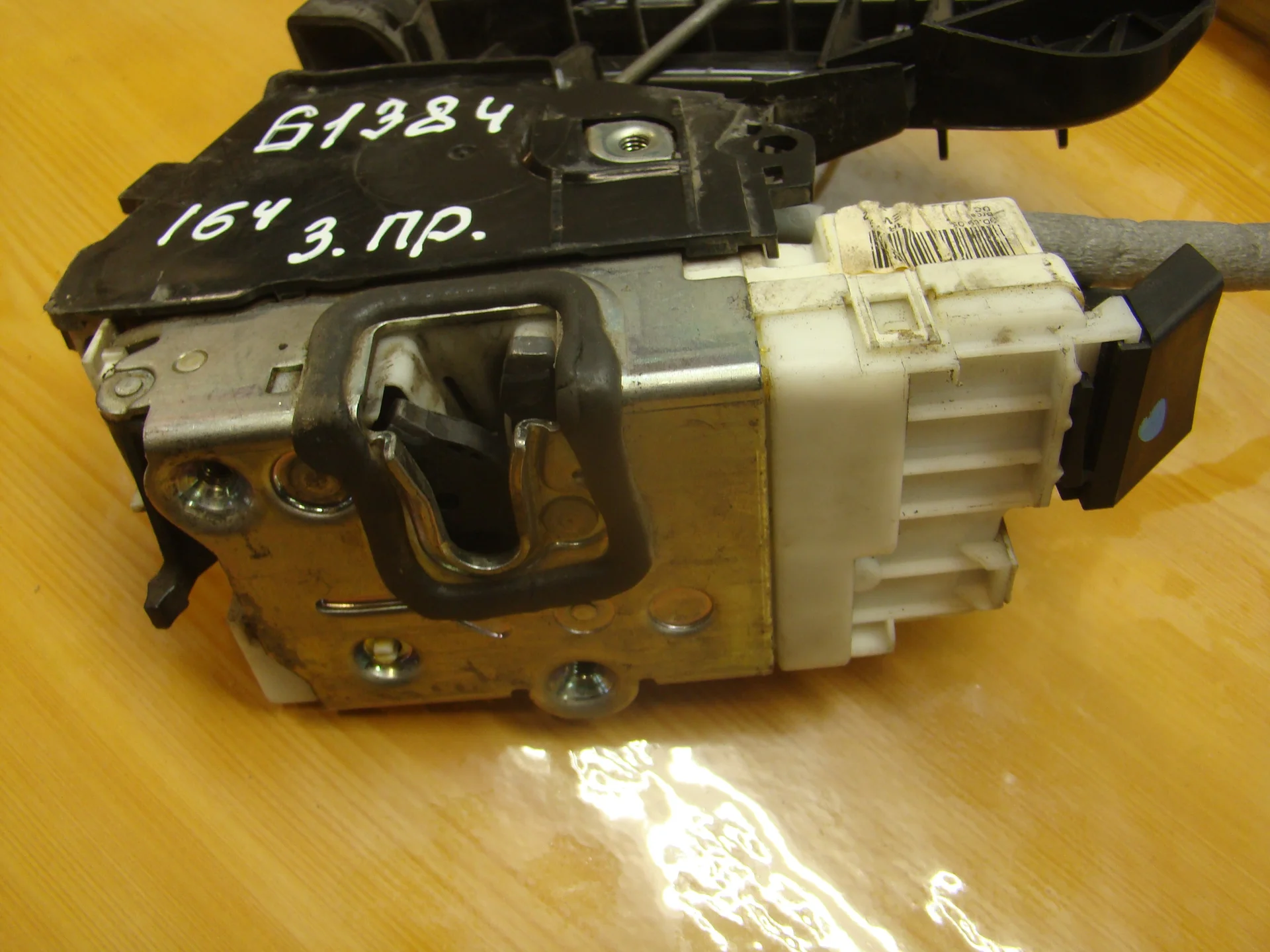 Замок двери задней правой Mercedes-Benz W164 A1697302235 - миниатюра 2