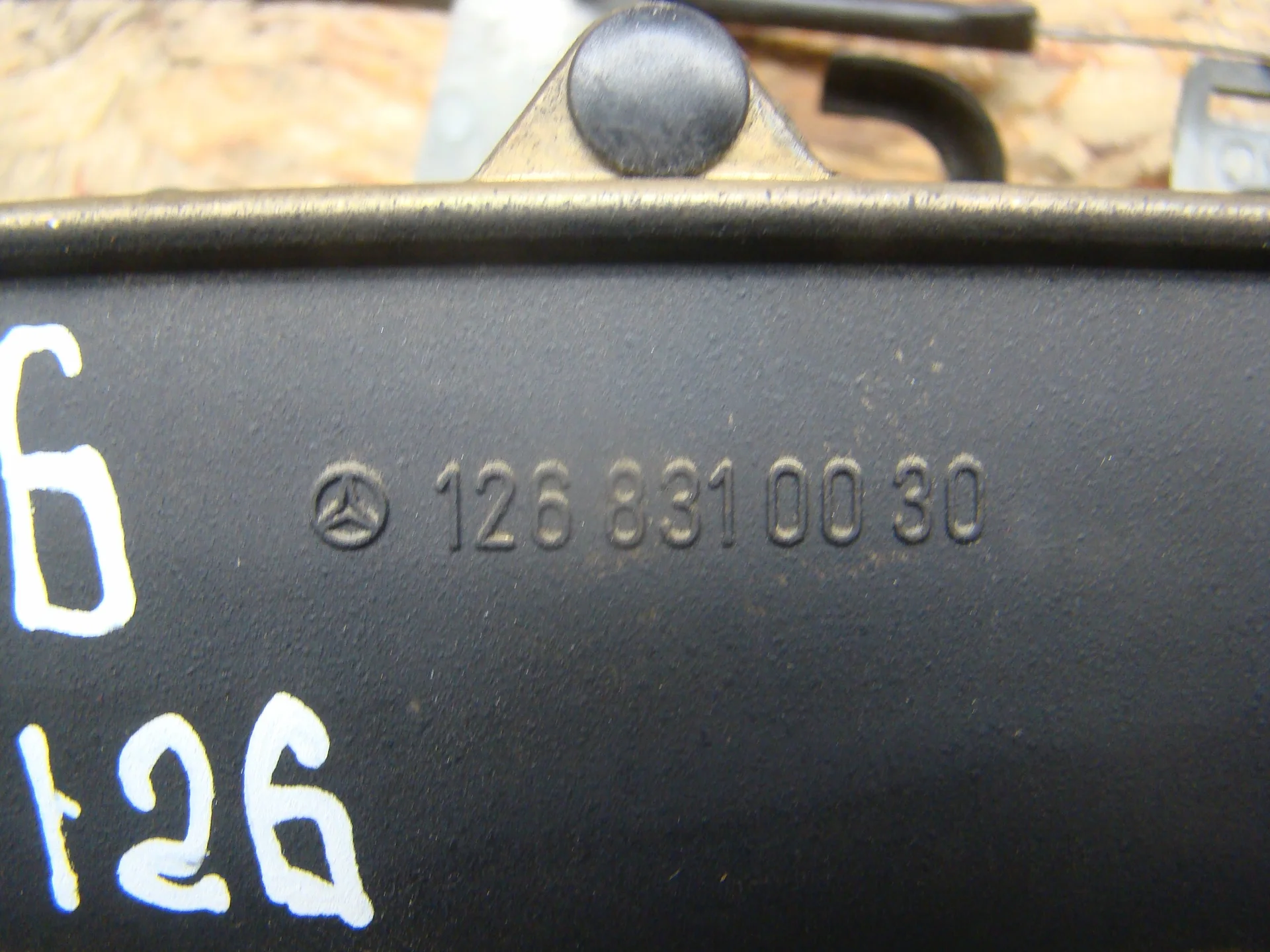 Дефлектор печки центральный Mercedes-Benz C126  A1268300654 - миниатюра 4