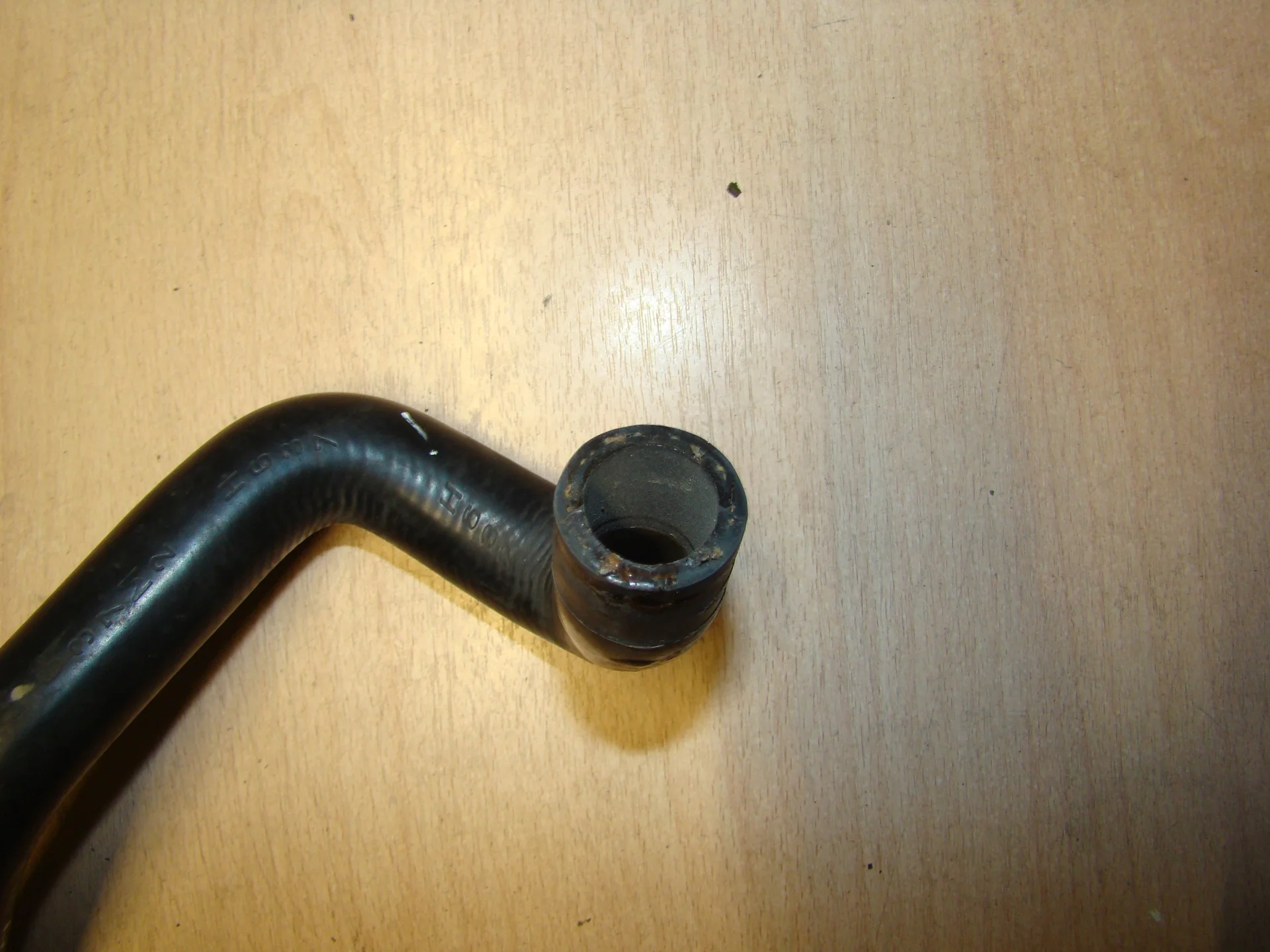 Патрубок отопителя Mercedes-Benz W210  A2108322794 - миниатюра 2