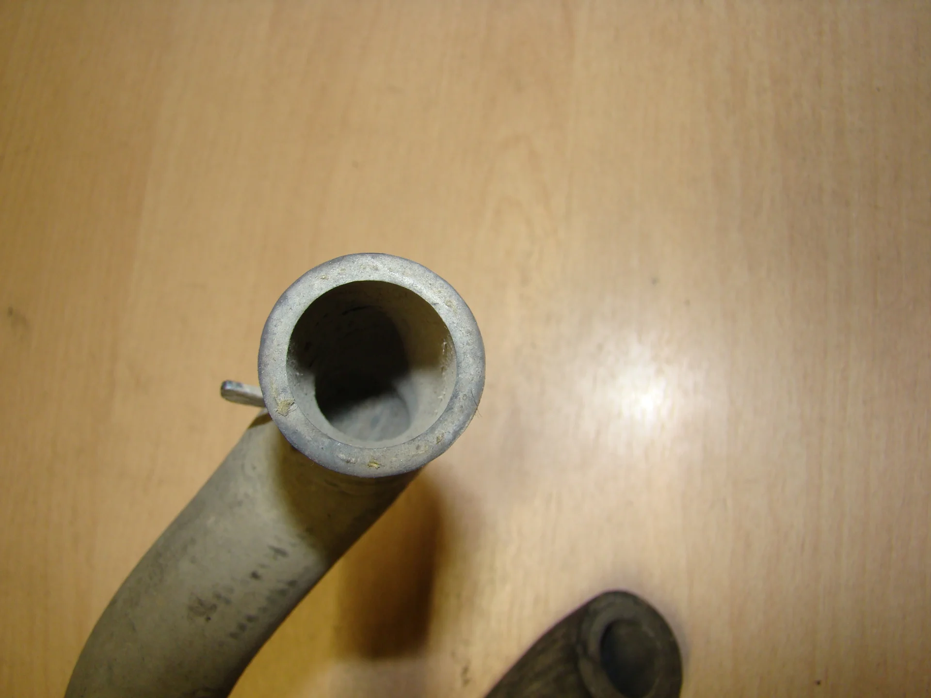 Патрубок отопителя Mercedes-Benz W210  A2105060234 - миниатюра 3